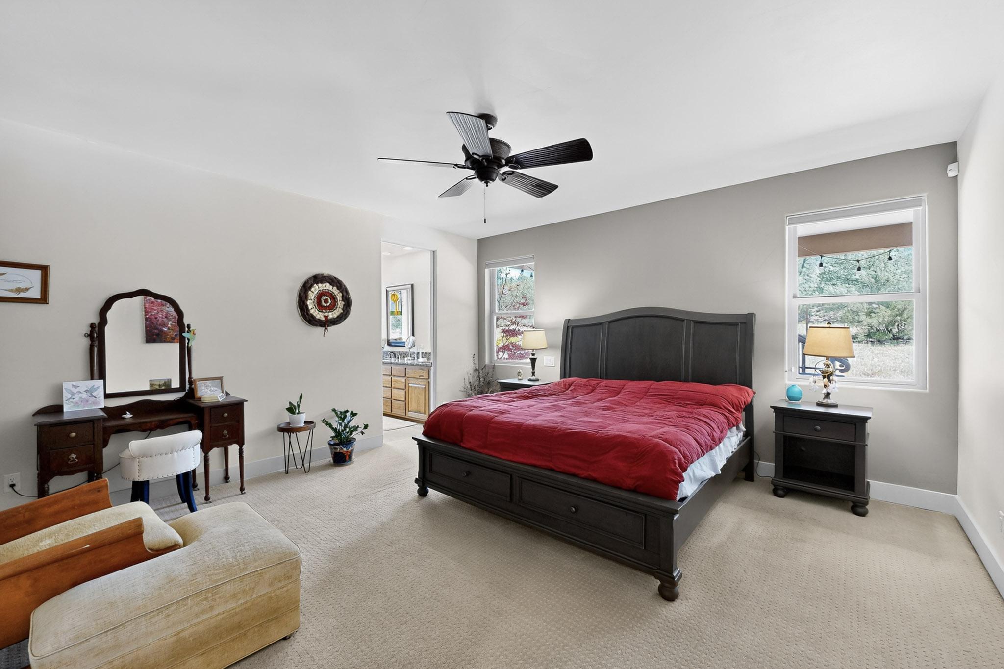 32 EXPRESS Boulevard