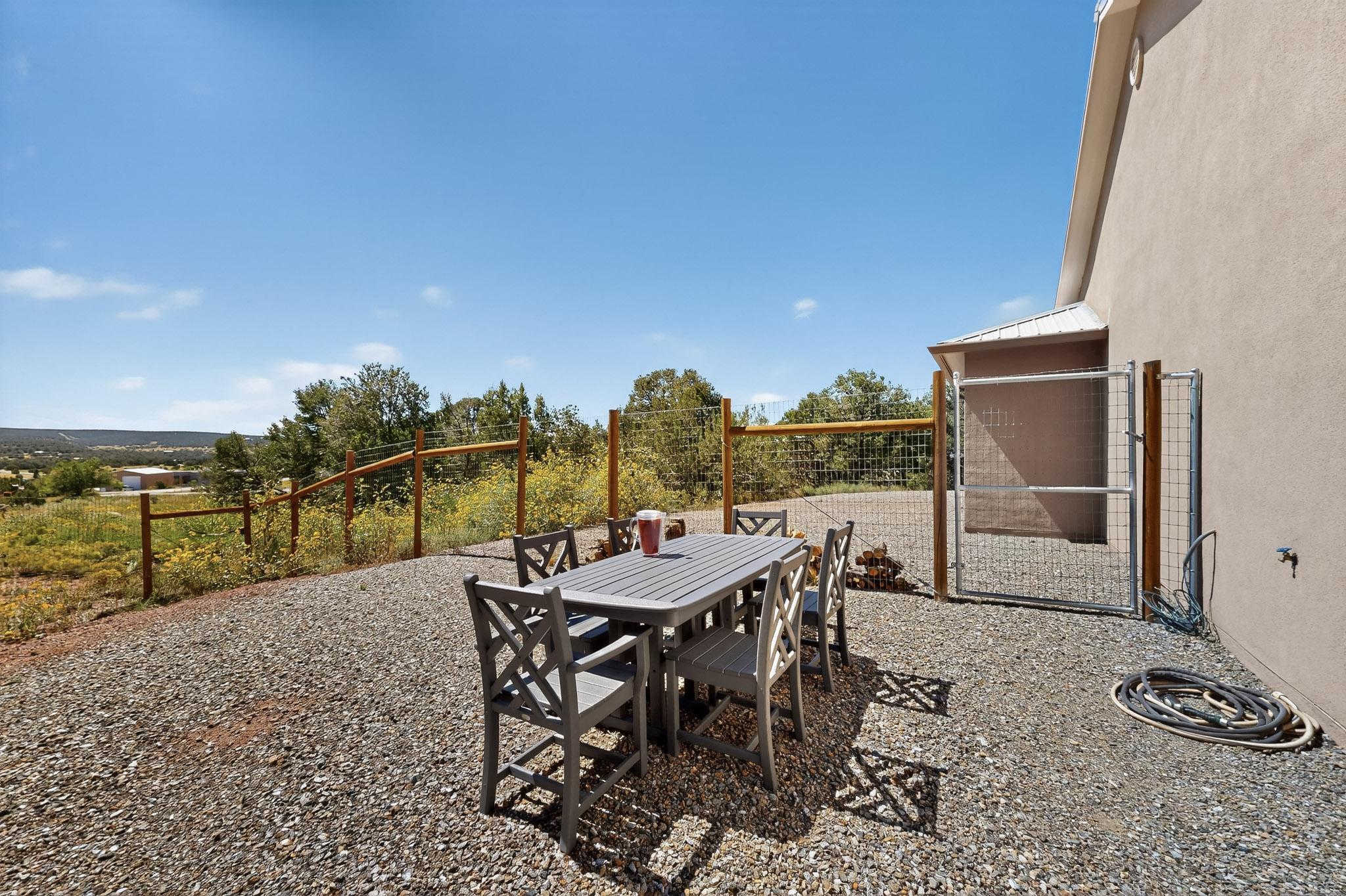 32 EXPRESS Boulevard