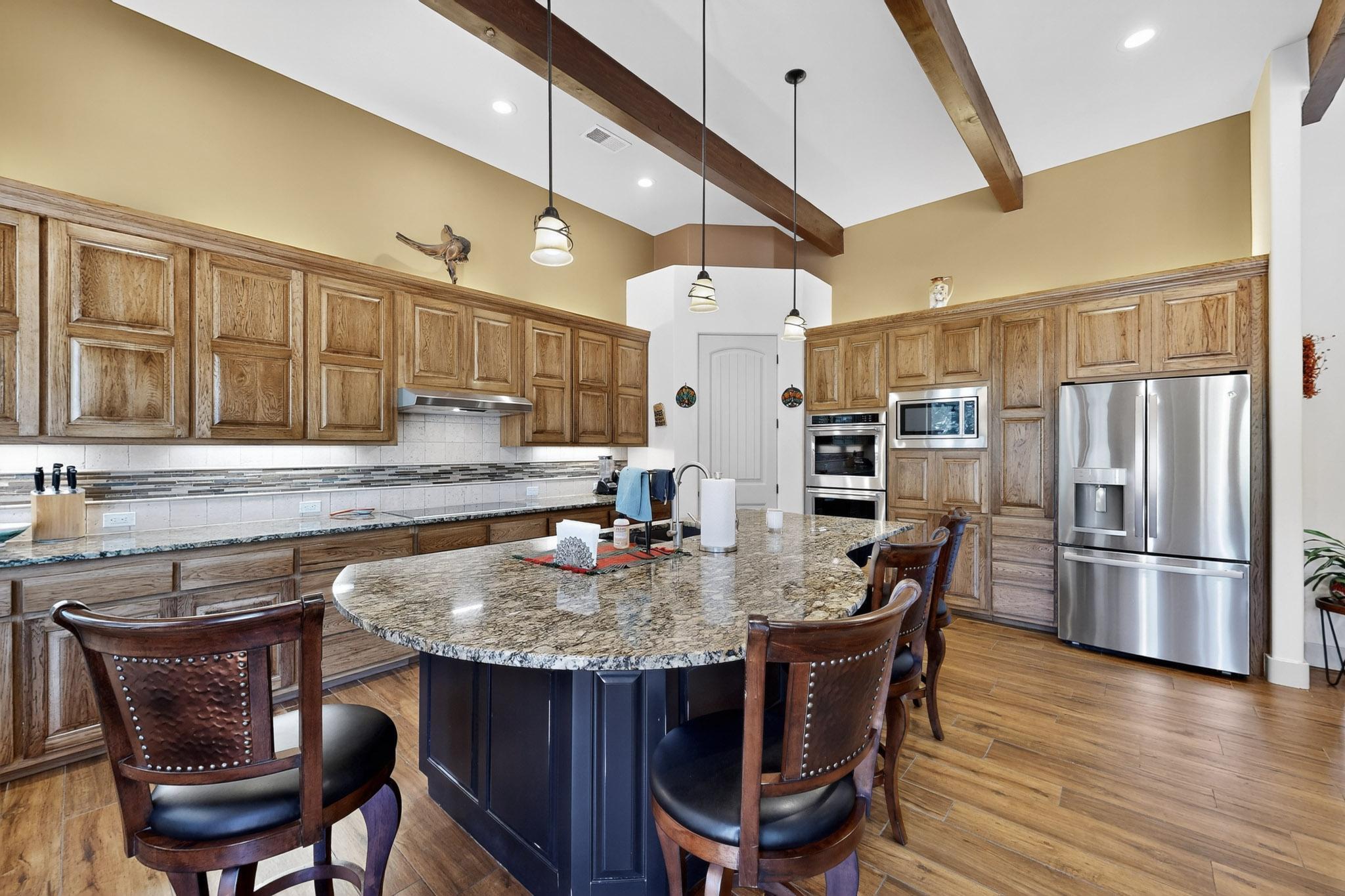 32 EXPRESS Boulevard