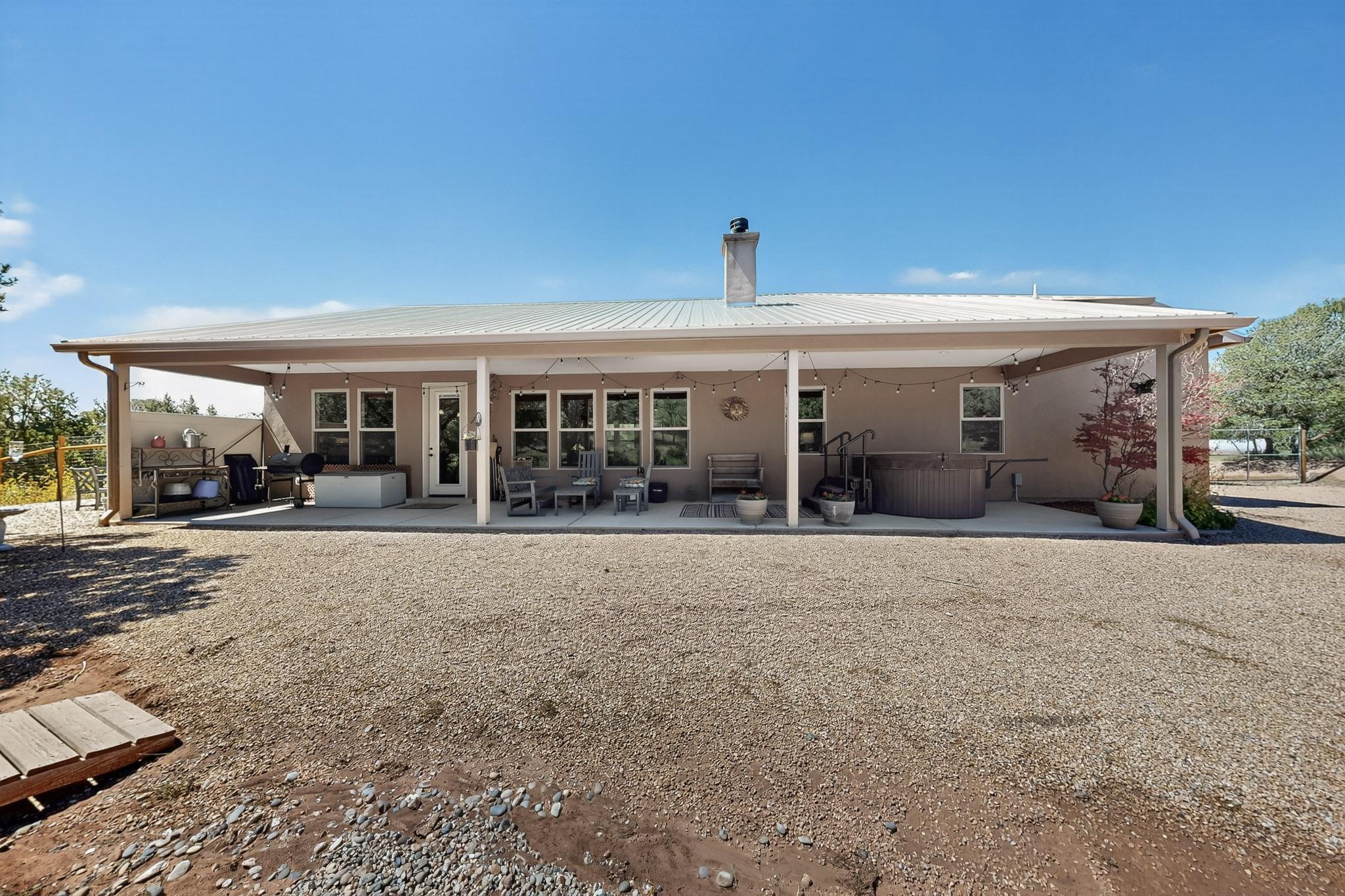 32 EXPRESS Boulevard