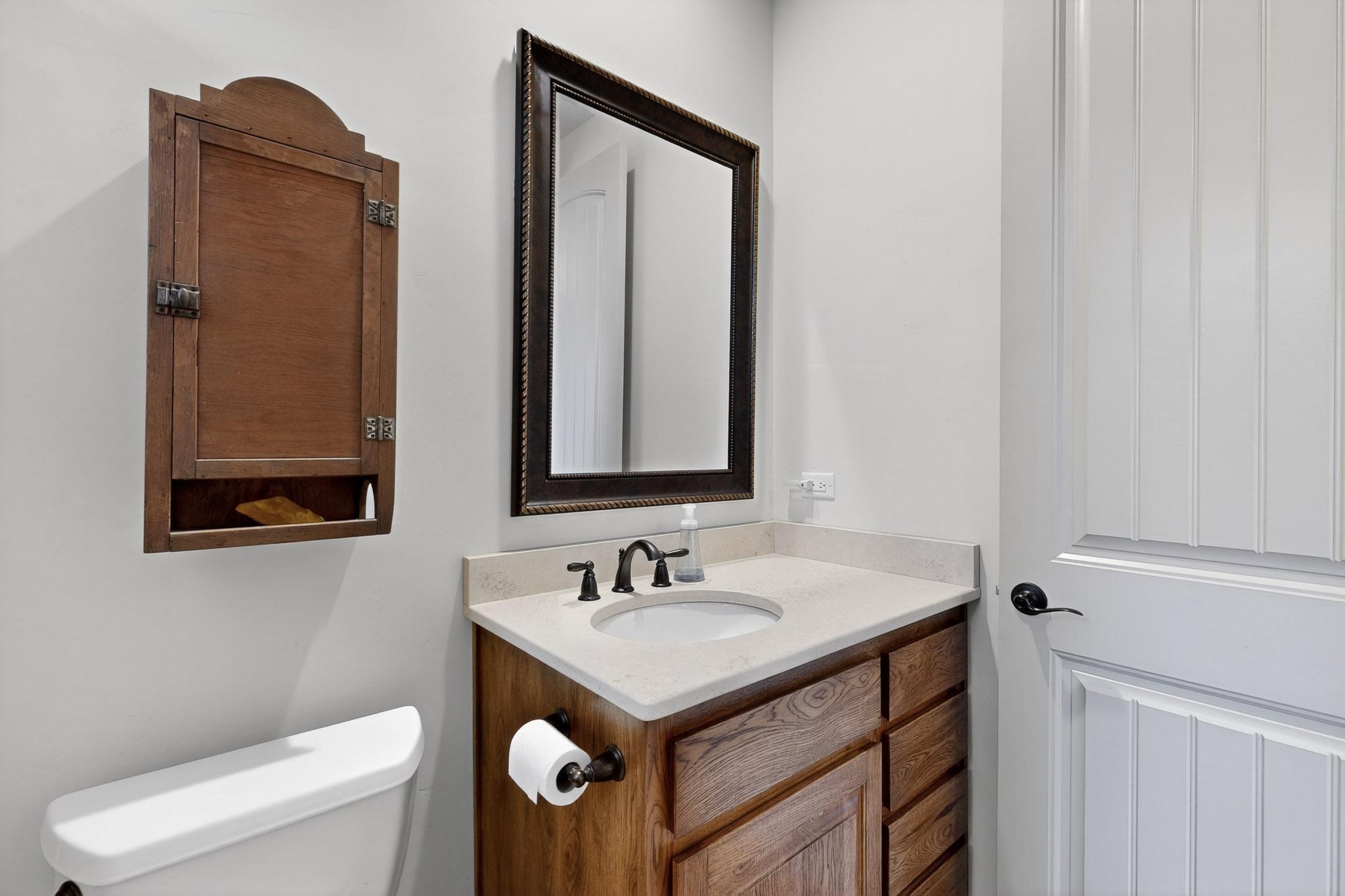 32 EXPRESS Boulevard