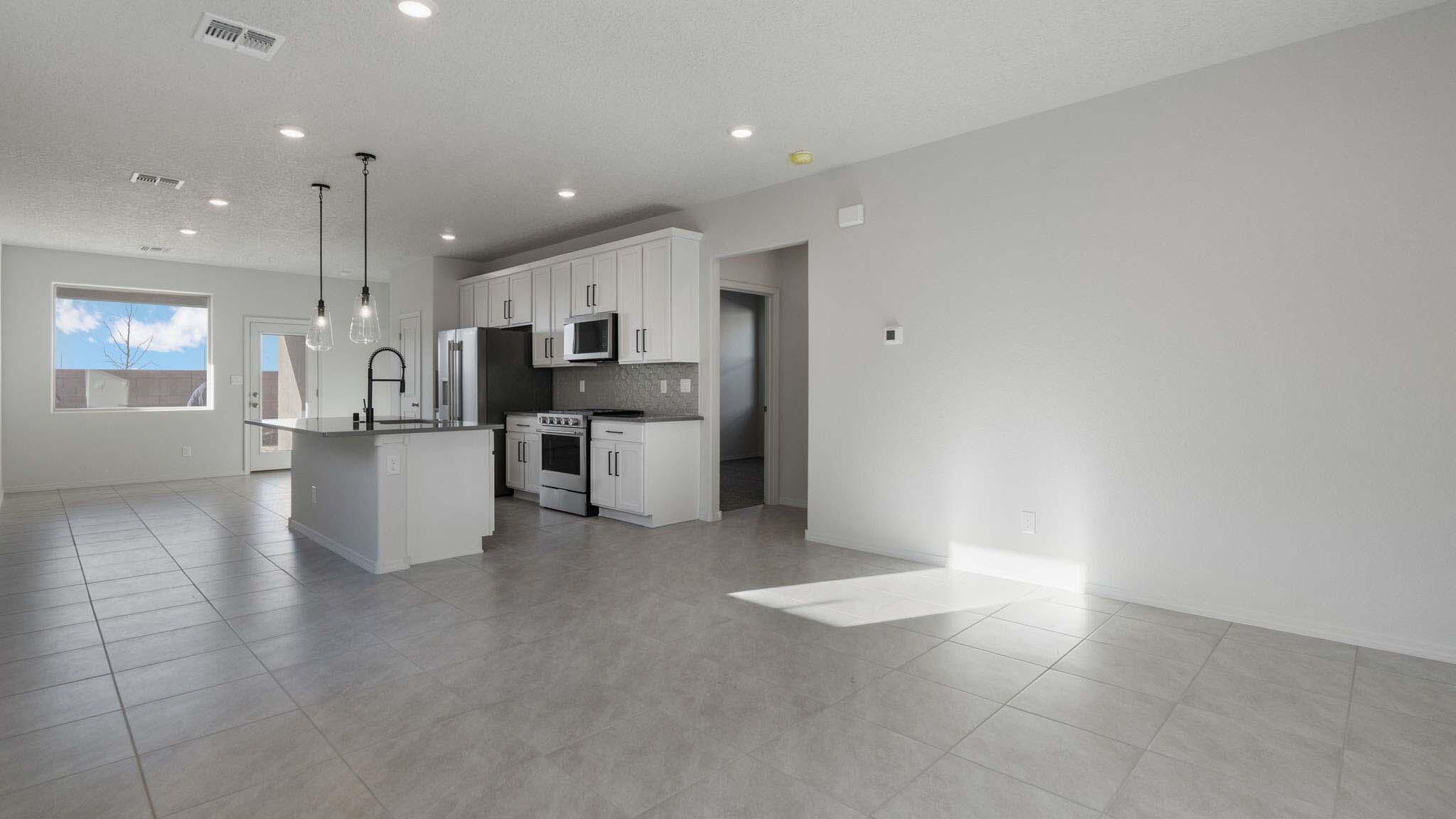 1501 Calle Oeste NW