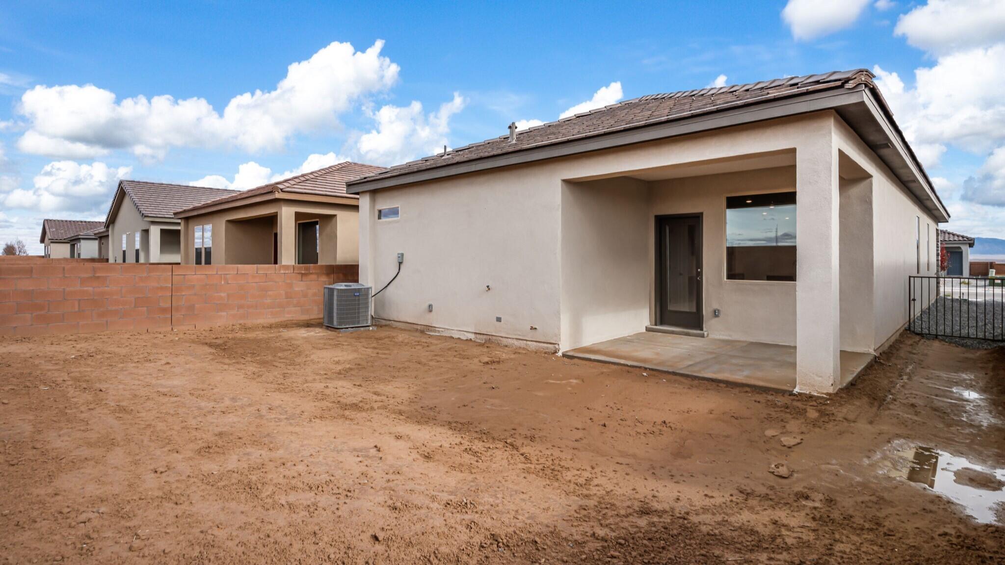 1501 Calle Oeste NW