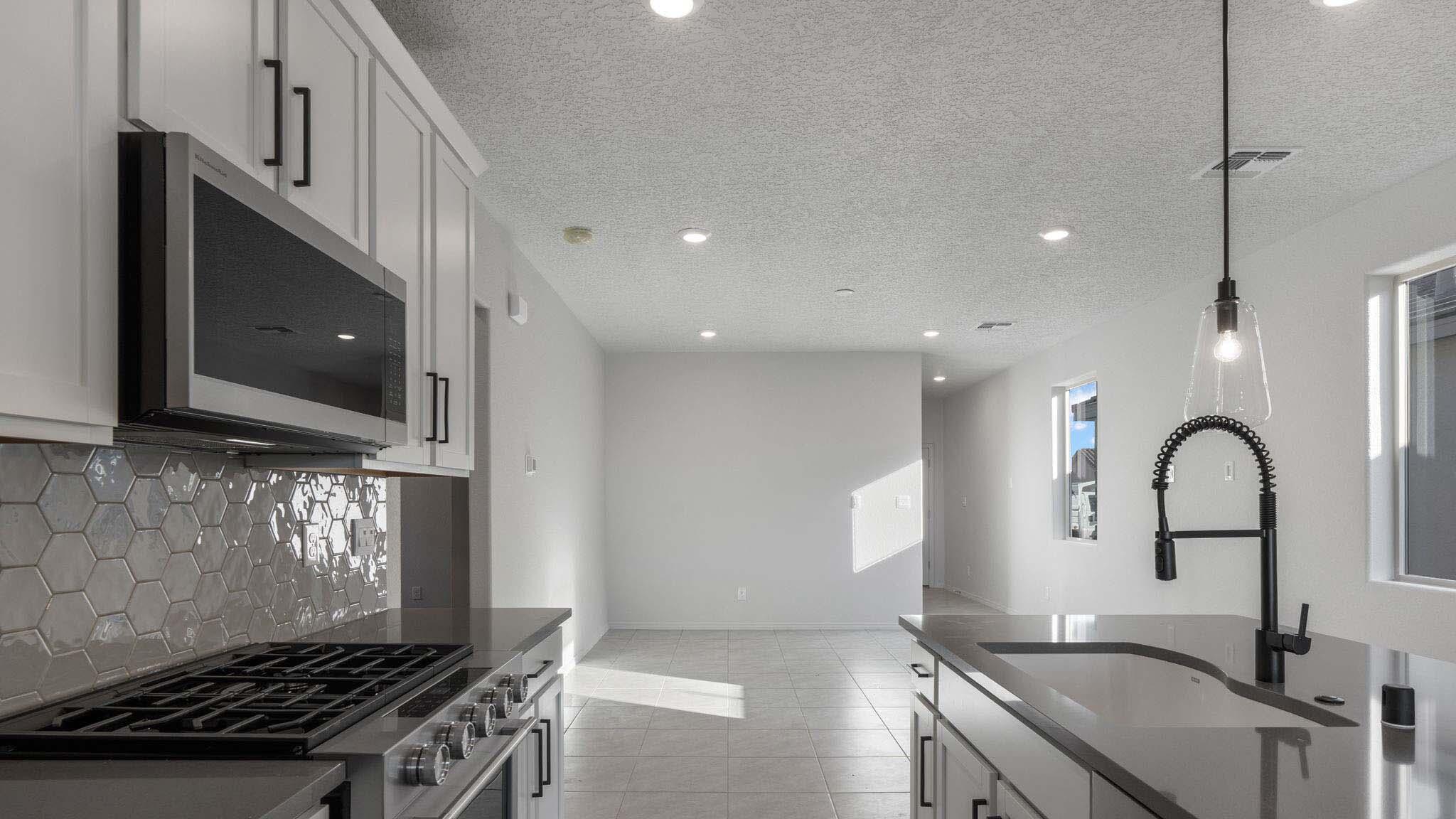 1501 Calle Oeste NW