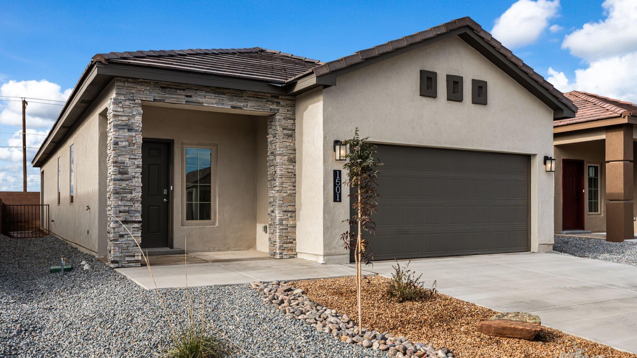 1501 Calle Oeste NW