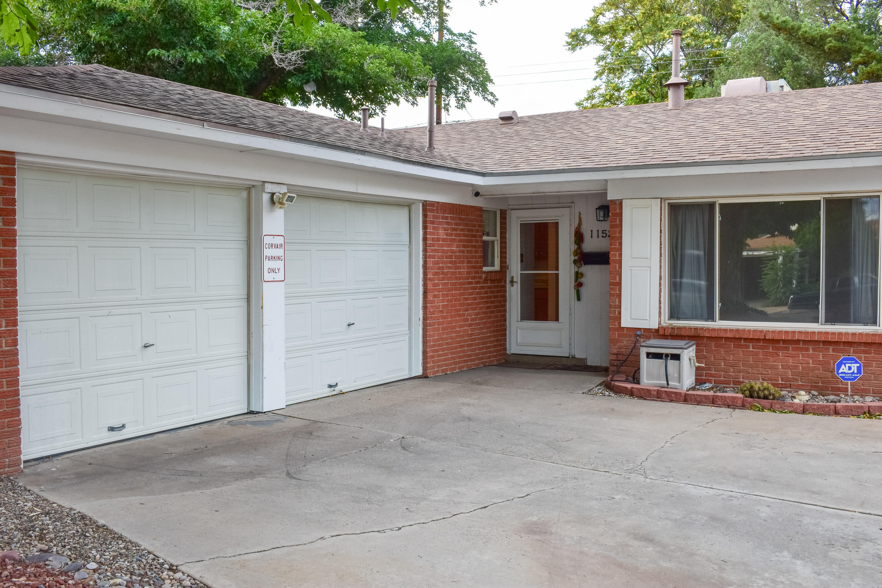 11521 VERSAILLES Avenue NE