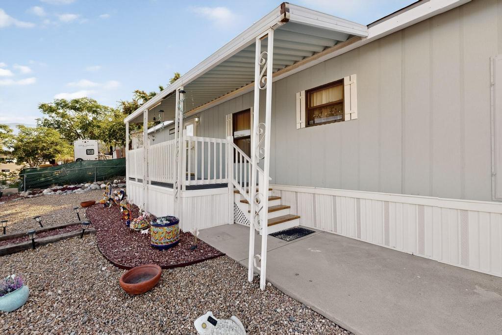 6840 SAN FRANCISCO Road NE