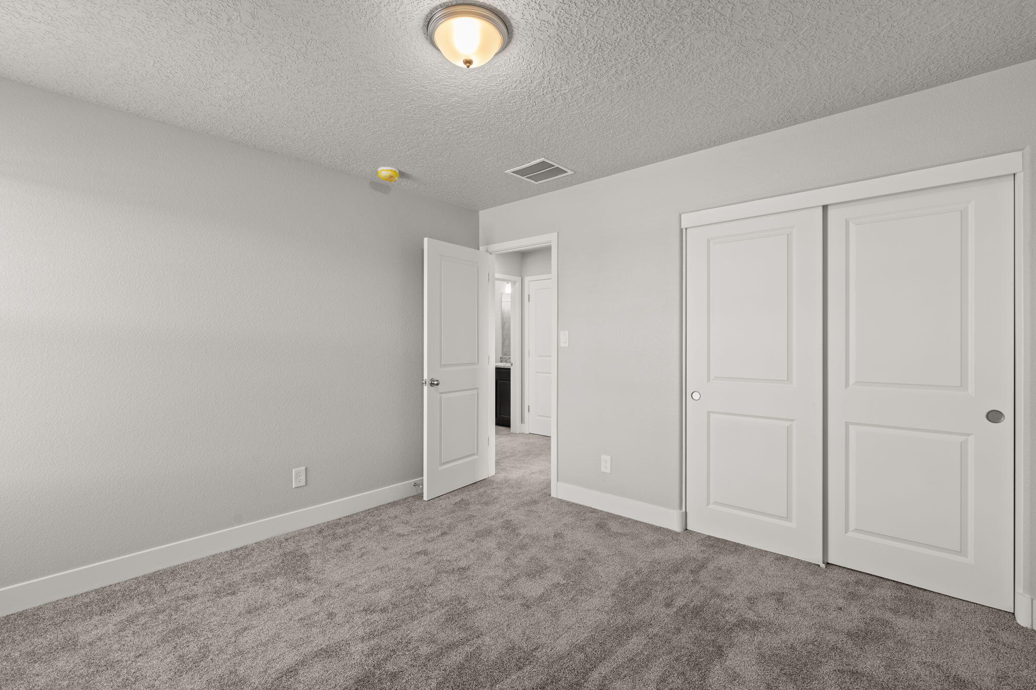 388 PECOS Loop SE