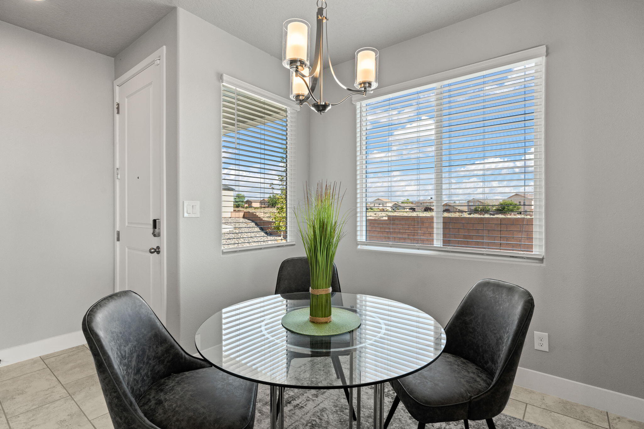 388 PECOS Loop SE