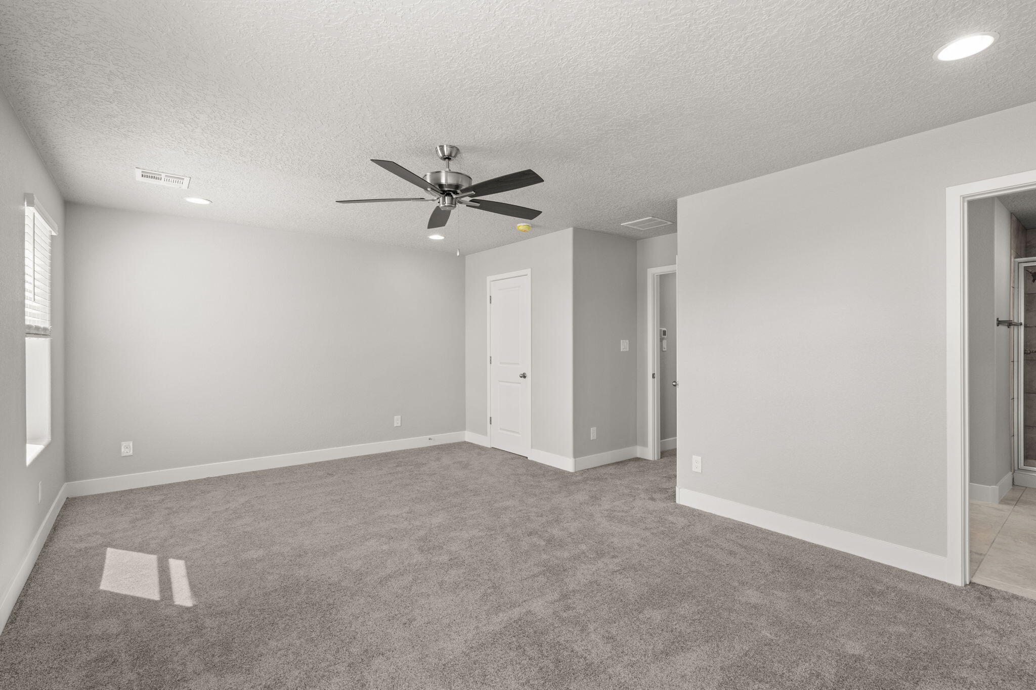 388 PECOS Loop SE