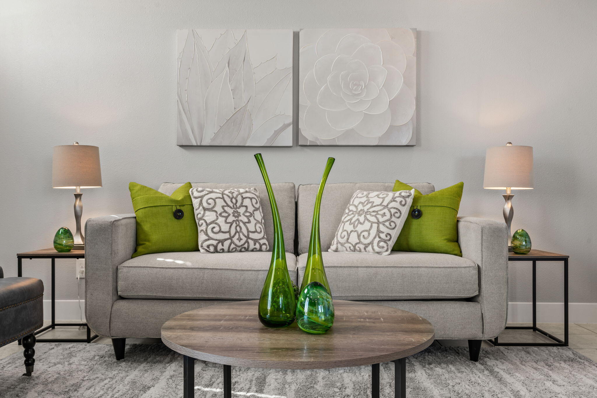 388 PECOS Loop SE