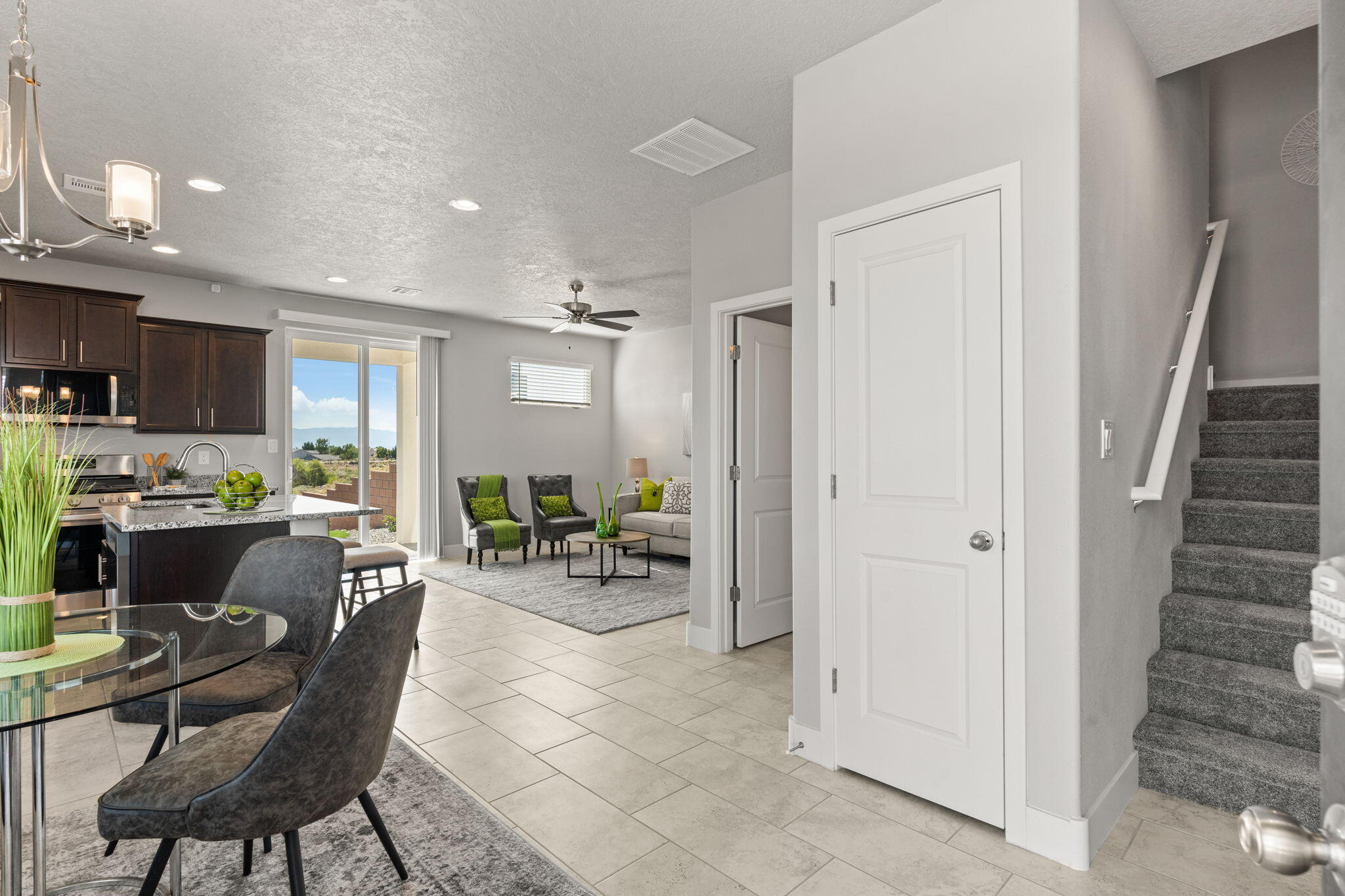 388 PECOS Loop SE