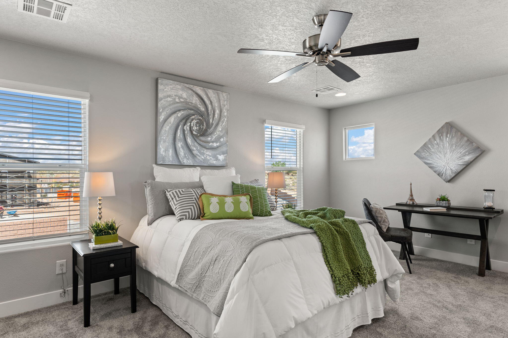 388 PECOS Loop SE