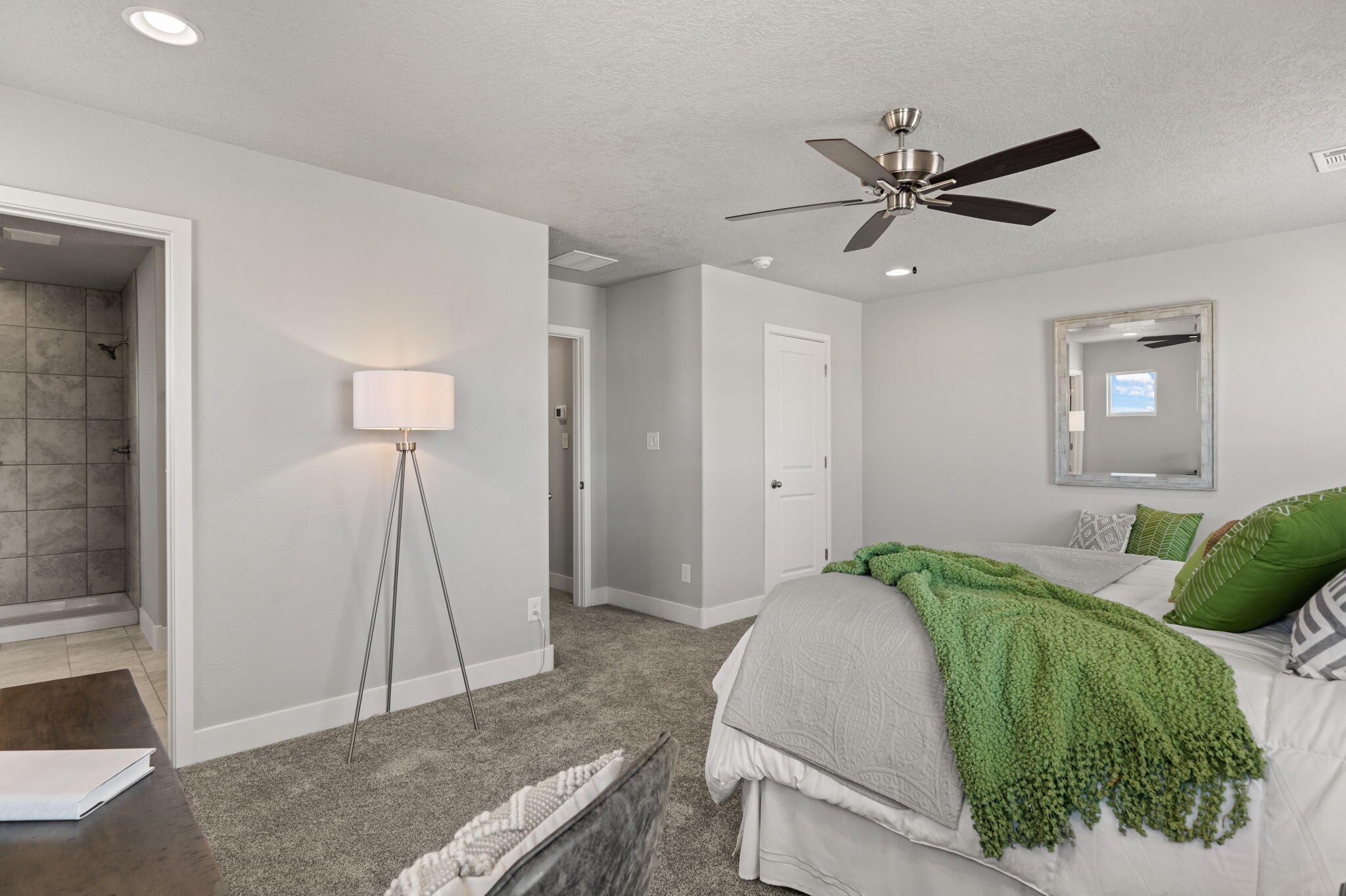 388 PECOS Loop SE