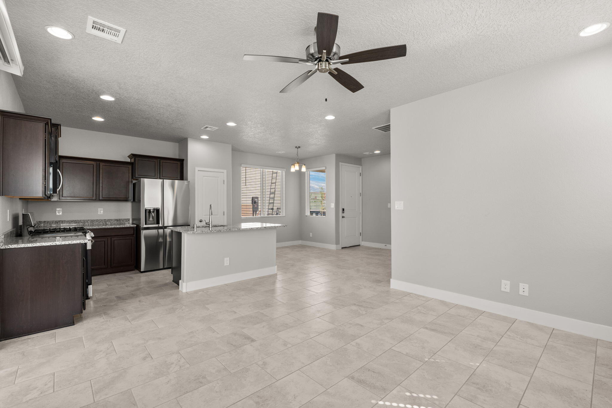 388 PECOS Loop SE