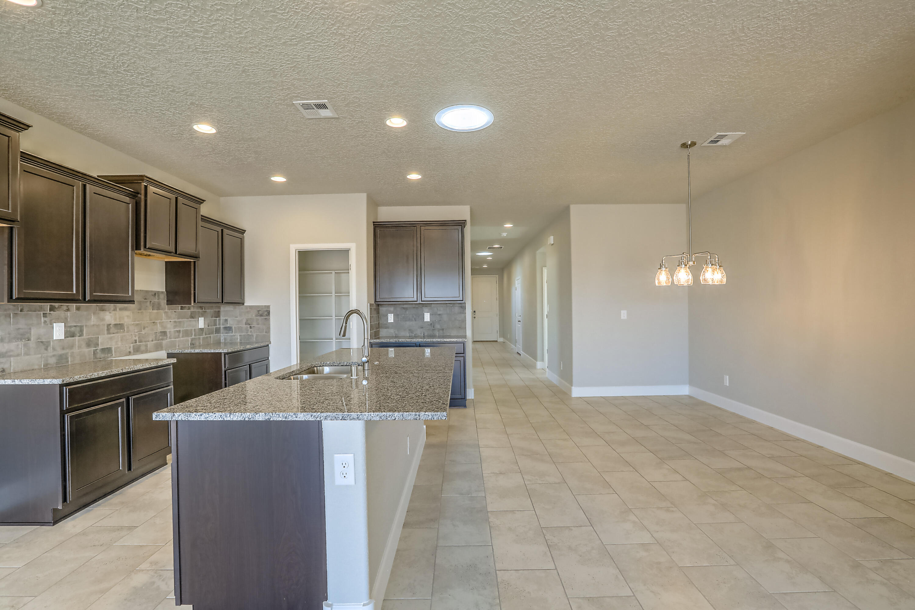 6817 Cleary Loop NE