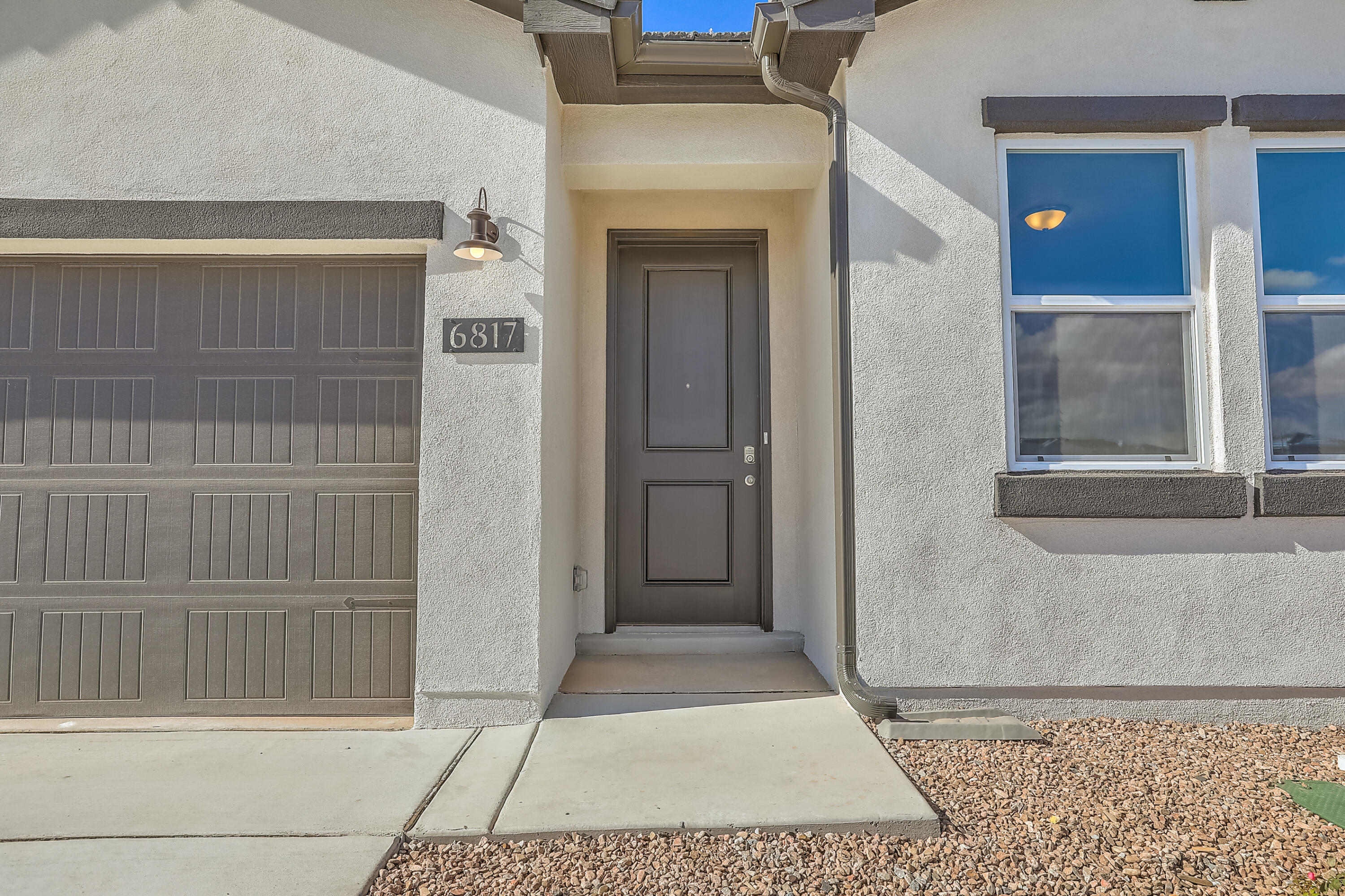 6817 Cleary Loop NE