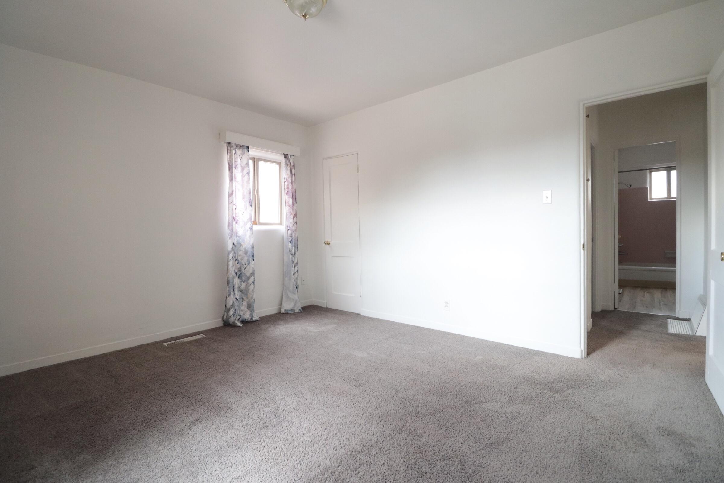 463 Loma Hermosa Drive NW