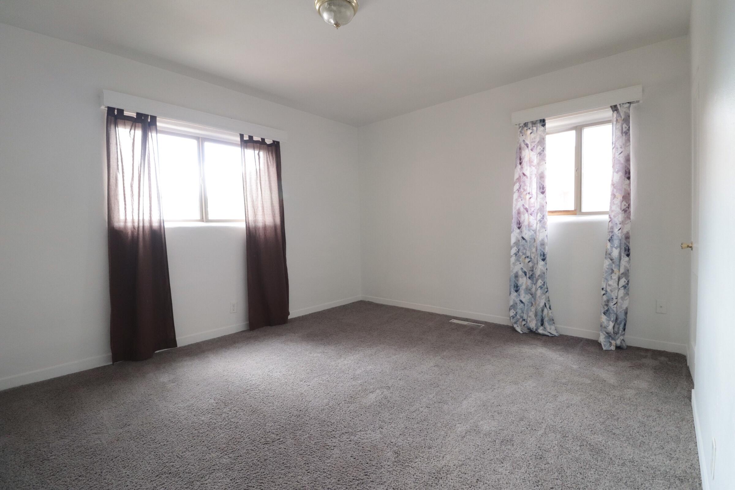 463 Loma Hermosa Drive NW