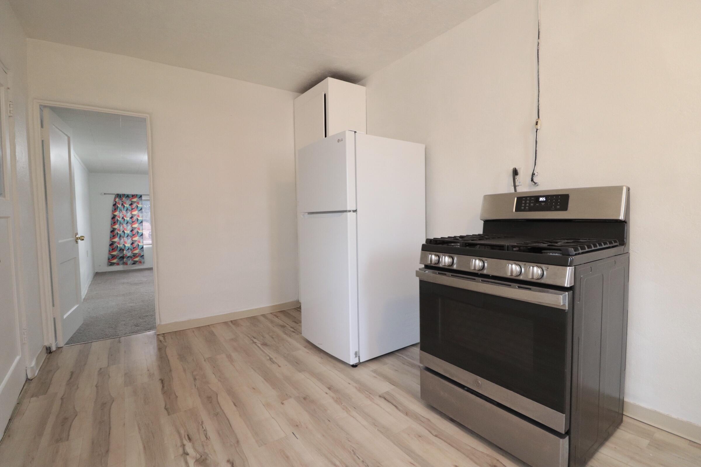 463 Loma Hermosa Drive NW