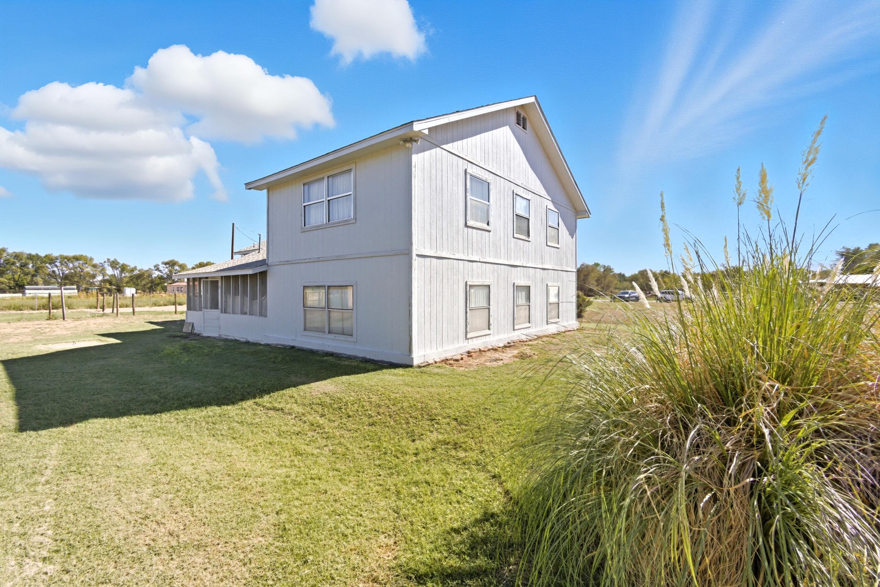 35 EDMUNDO Road