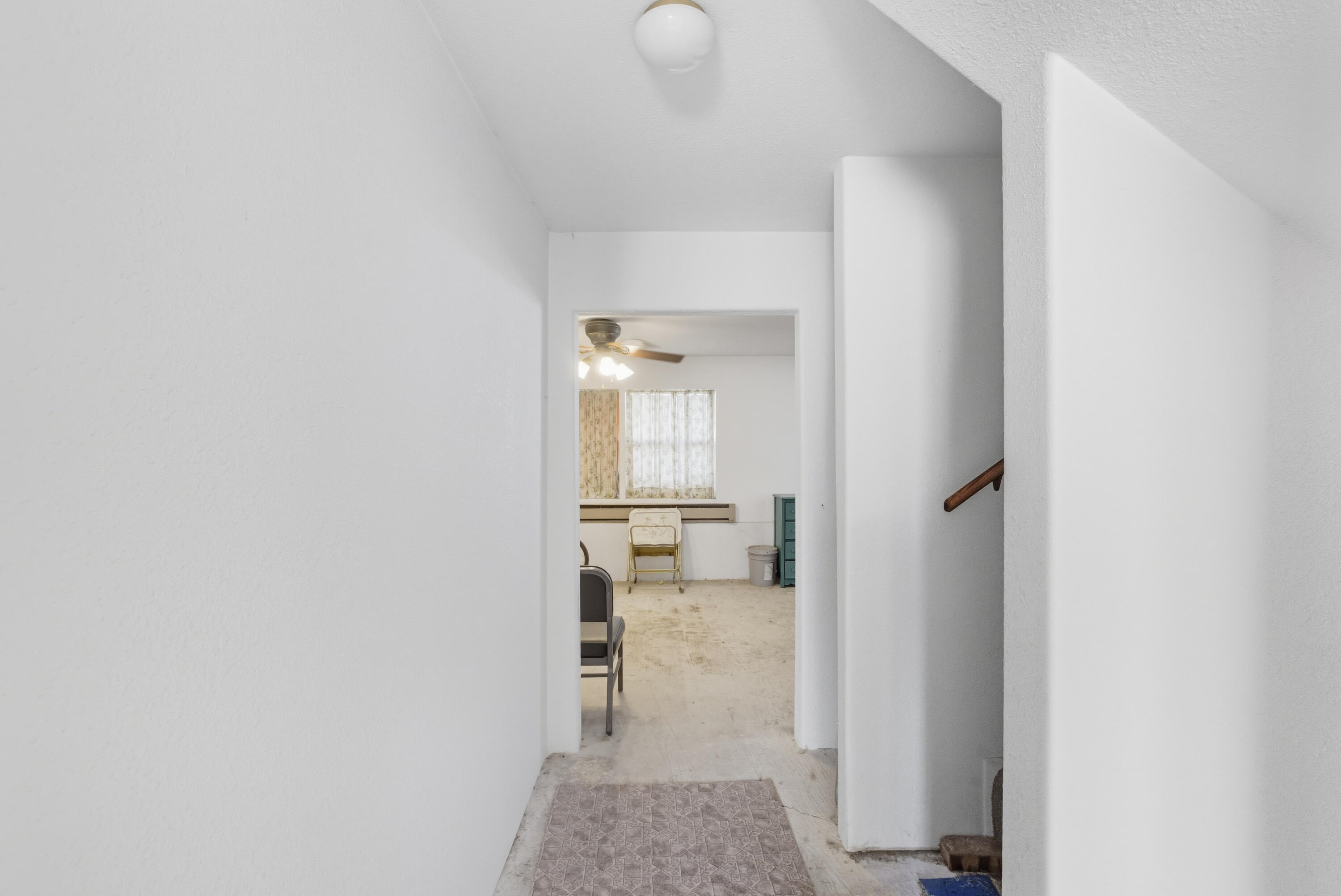 35 EDMUNDO Road