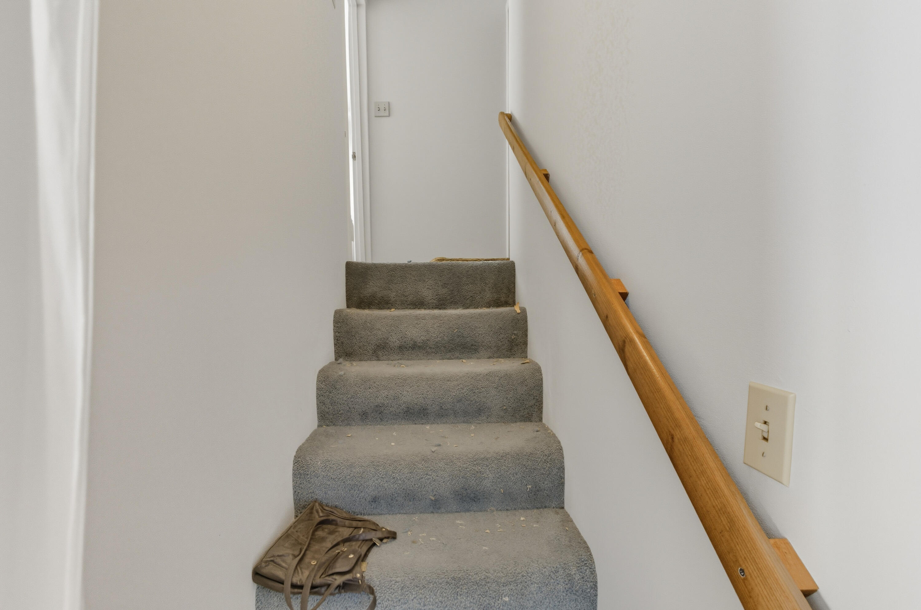 35 EDMUNDO Road