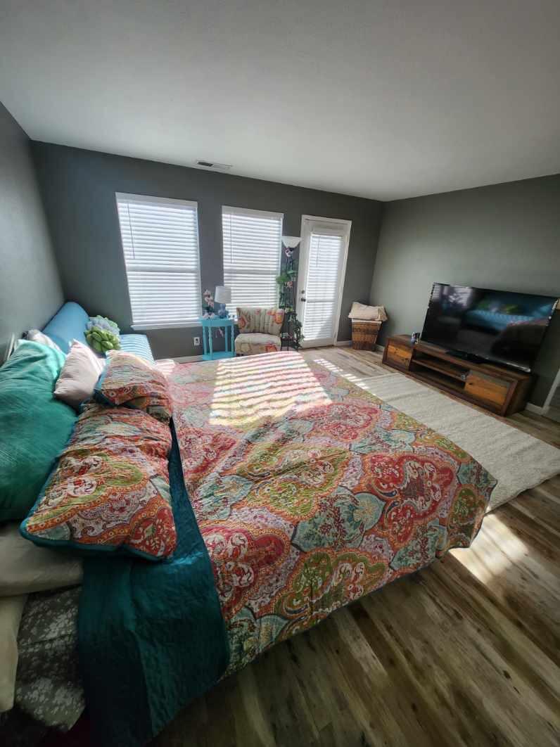 1805 BASSWOOD Court NW