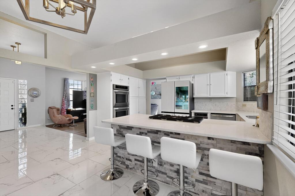 1805 BASSWOOD Court NW