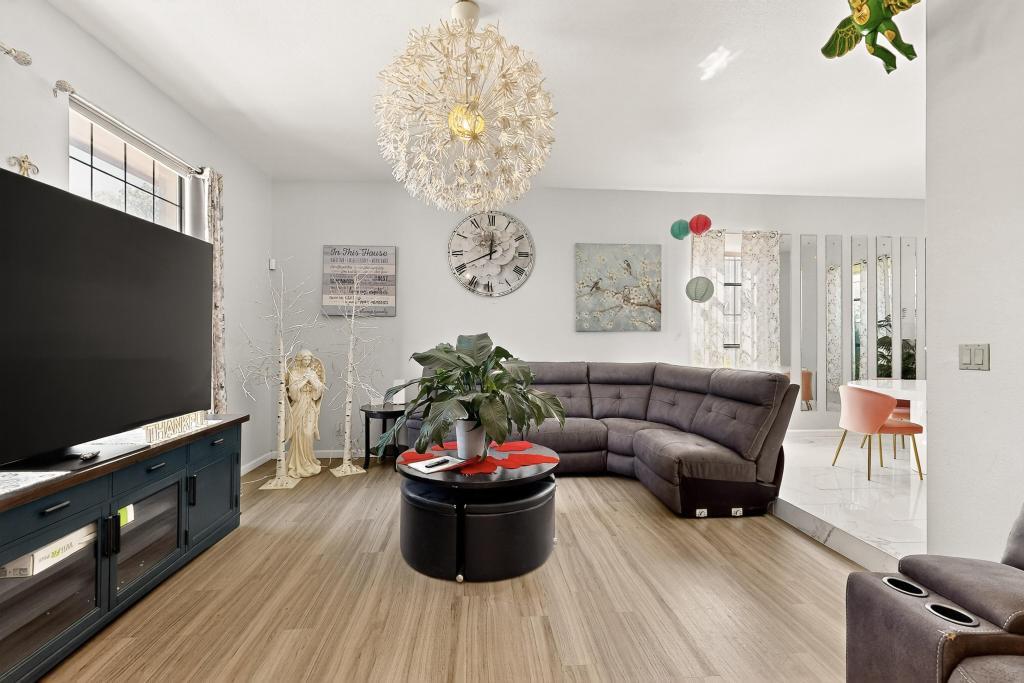 1805 BASSWOOD Court NW