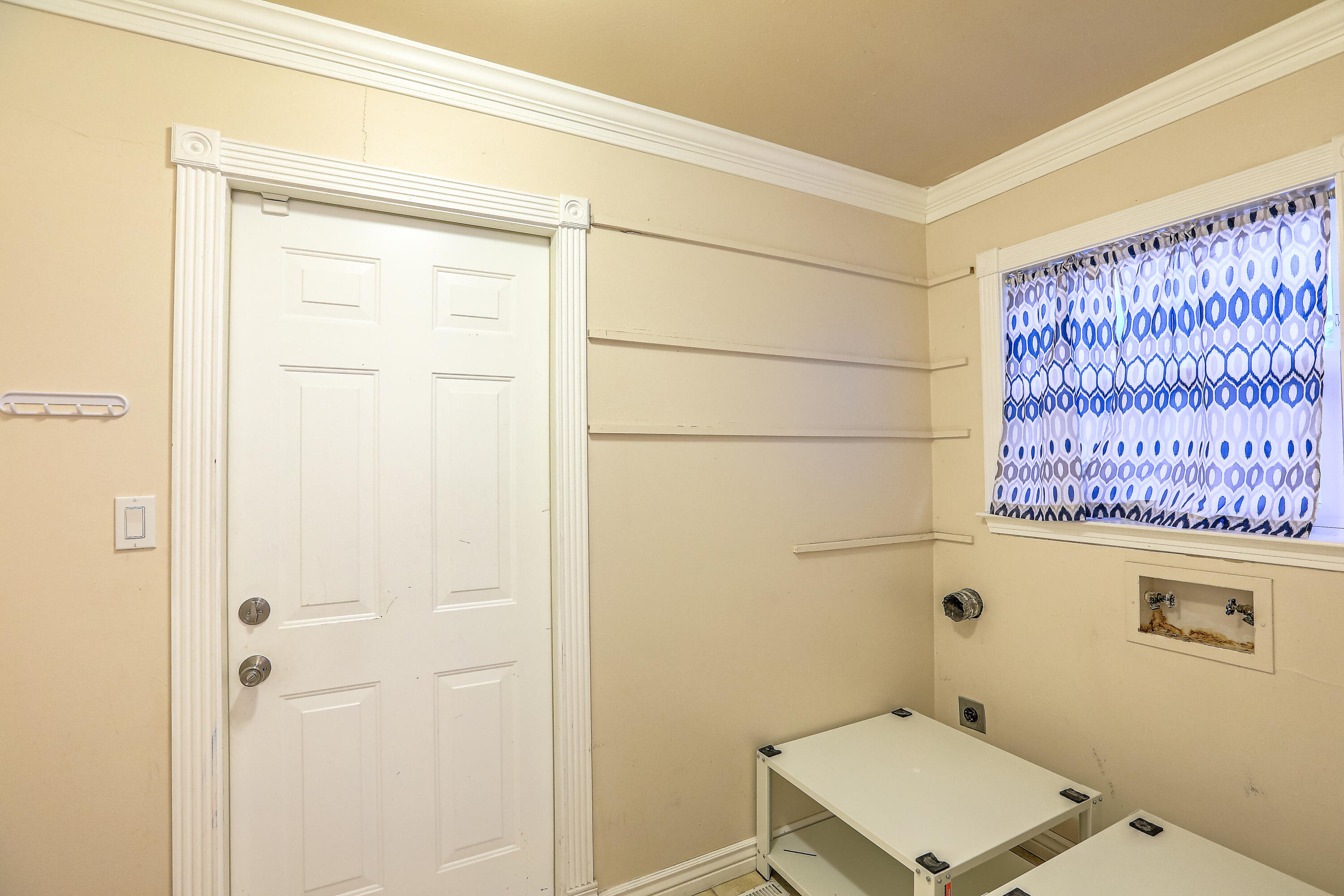 6313 MITCHELL Road SE