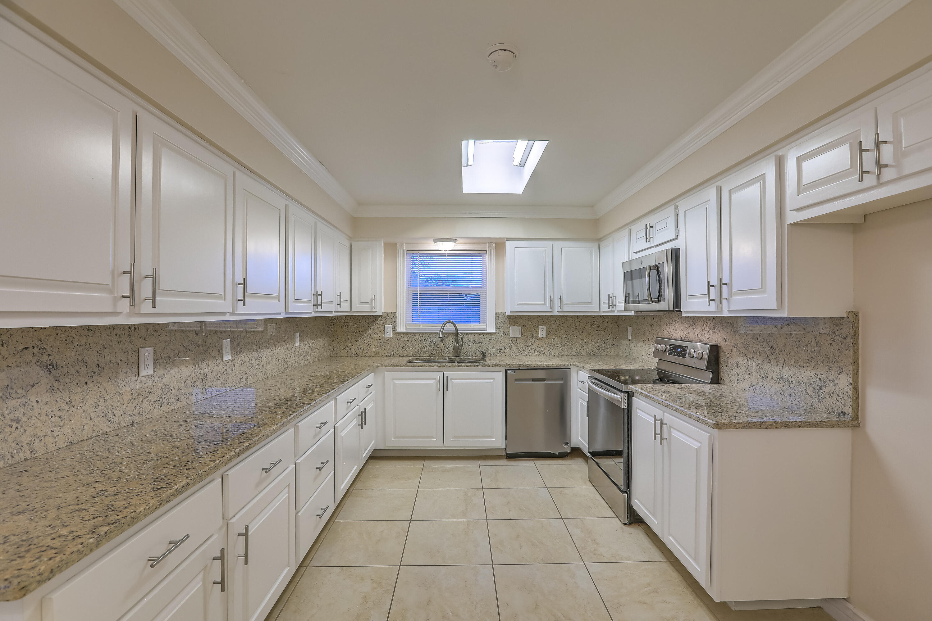 6313 MITCHELL Road SE