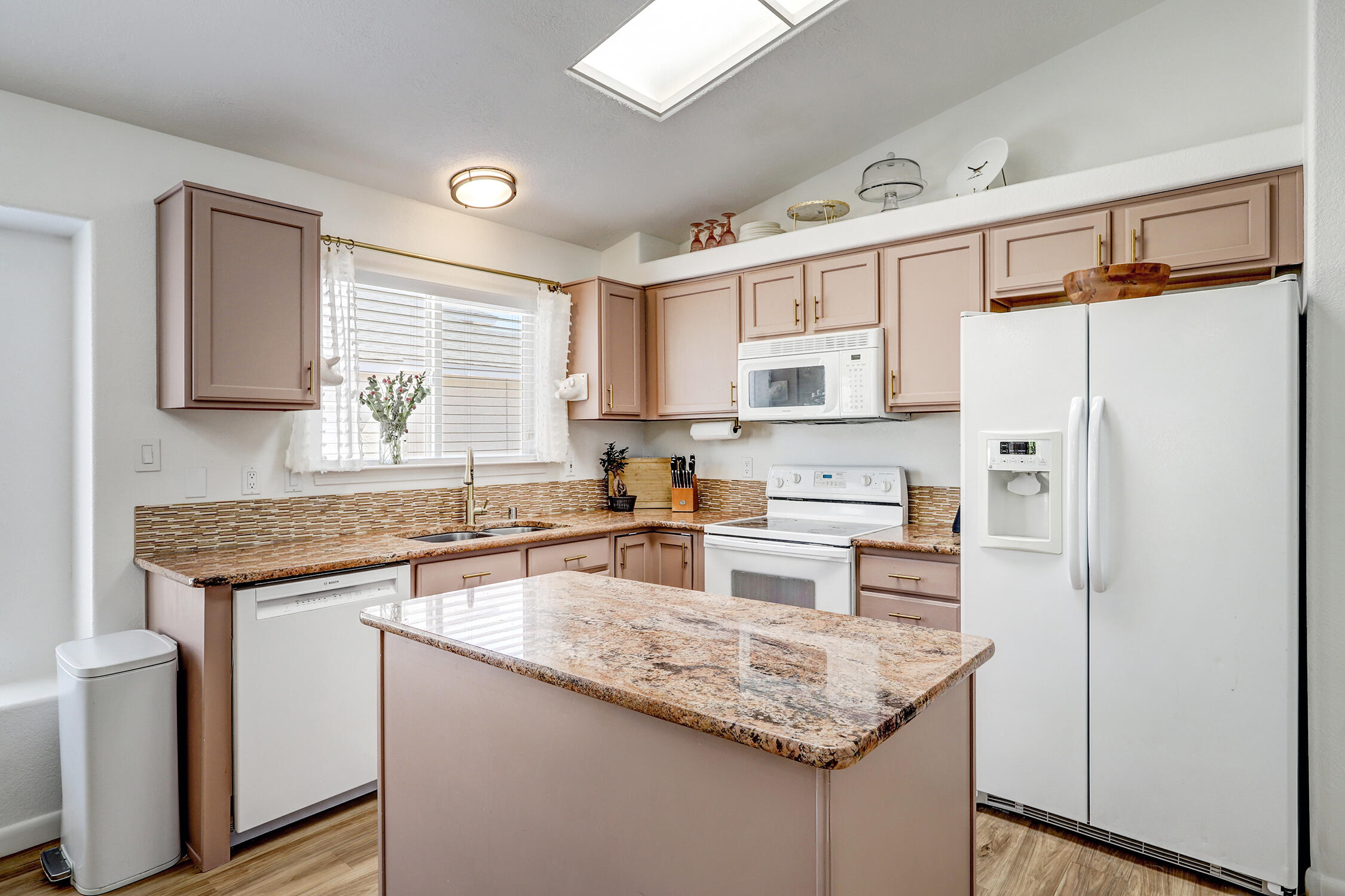 4533 Aguila Road SE