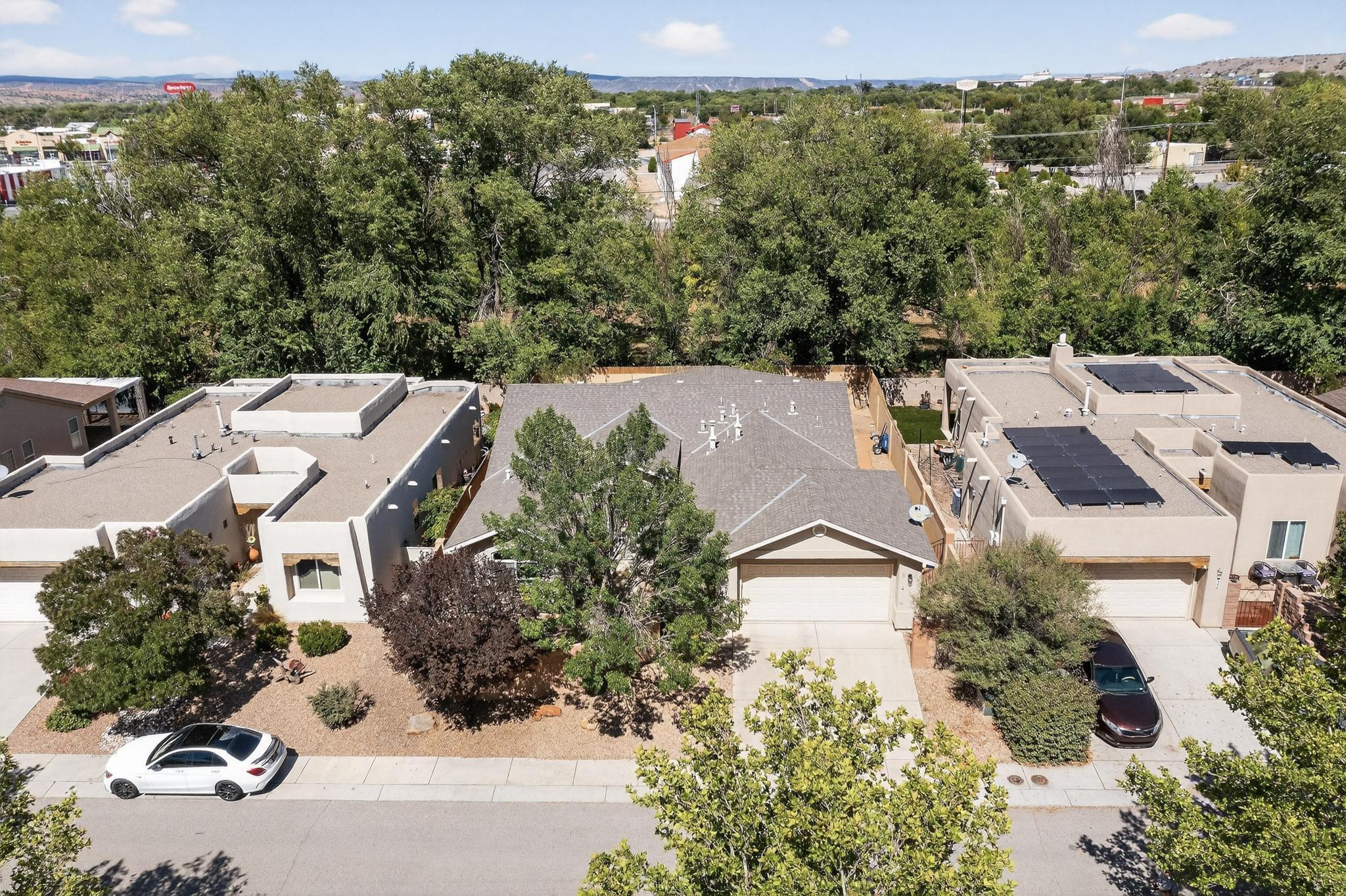 304 CALLE EVANGELINE