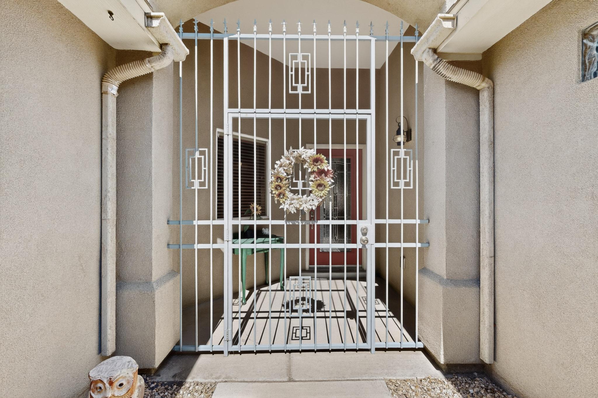 304 CALLE EVANGELINE