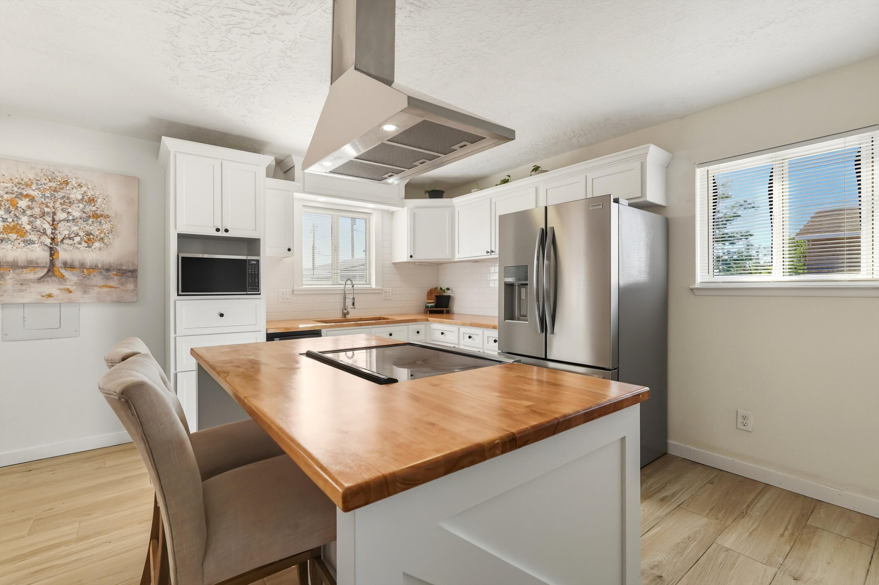 6704 Johniece Drive SW