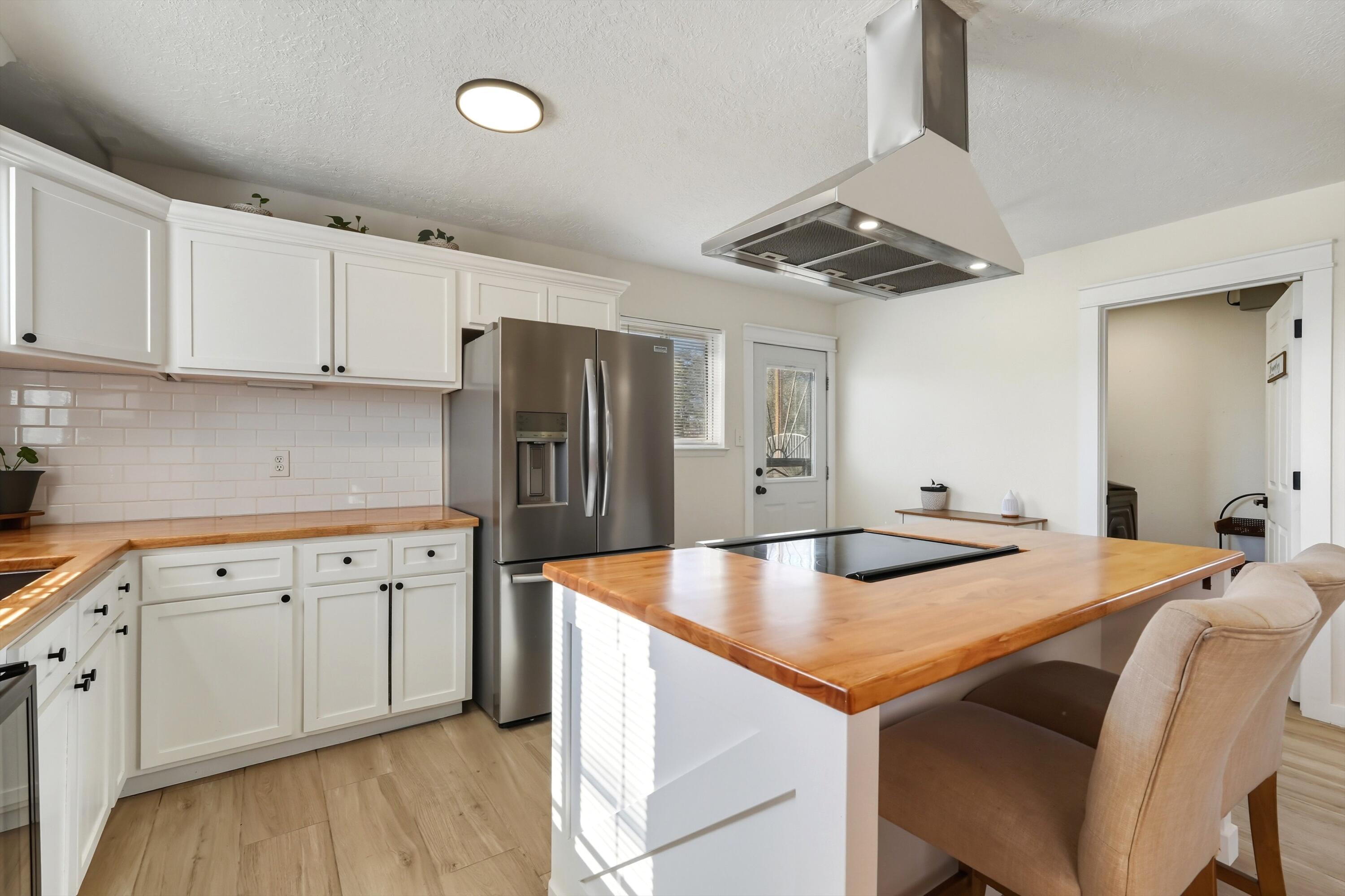 6704 Johniece Drive SW