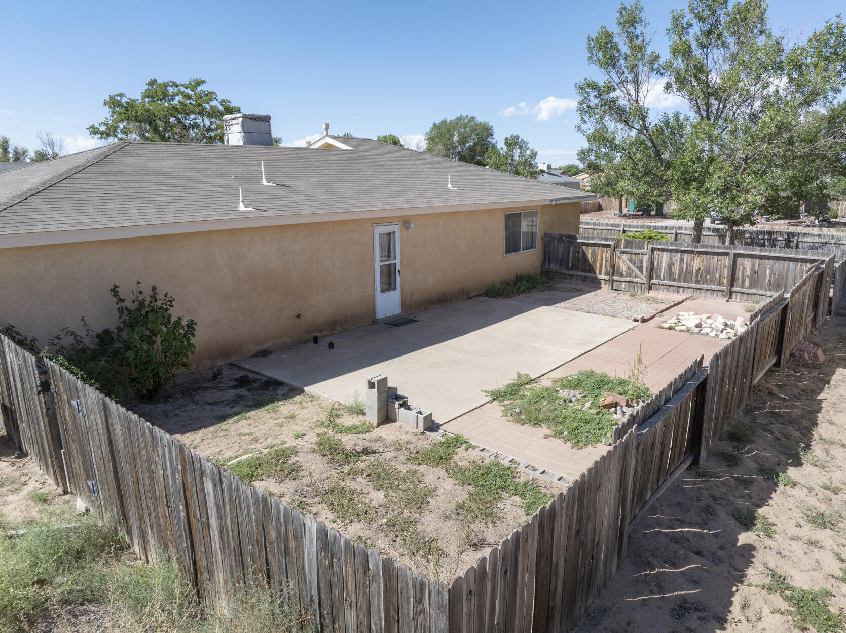 416 1ST Street SW