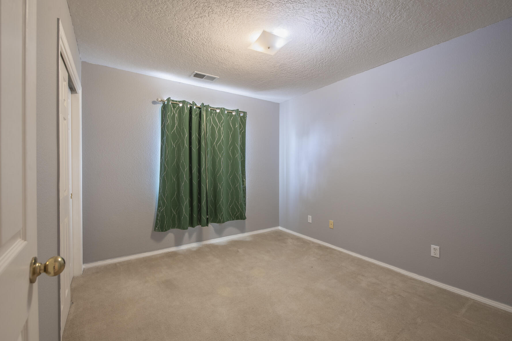 416 1ST Street SW