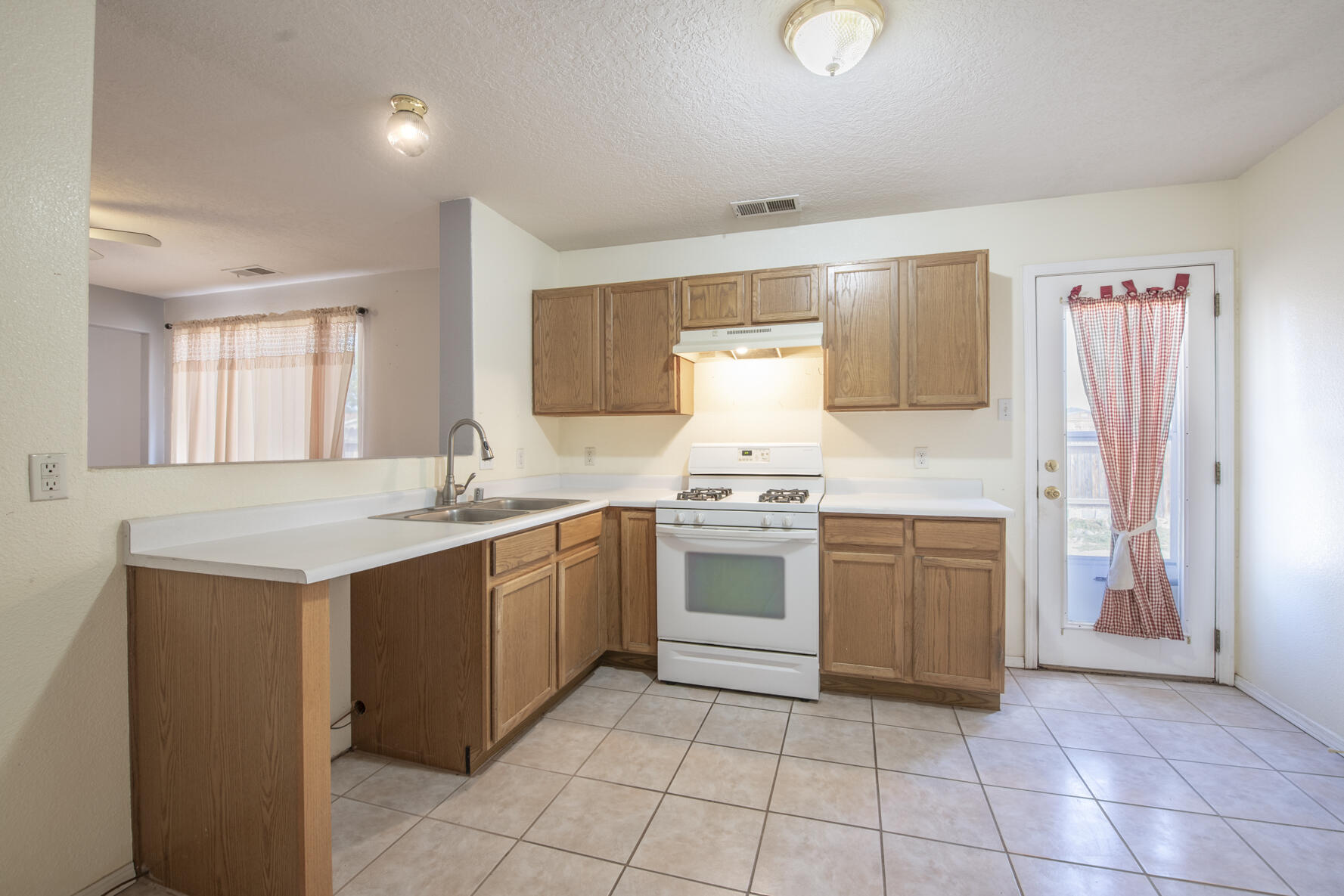 416 1ST Street SW