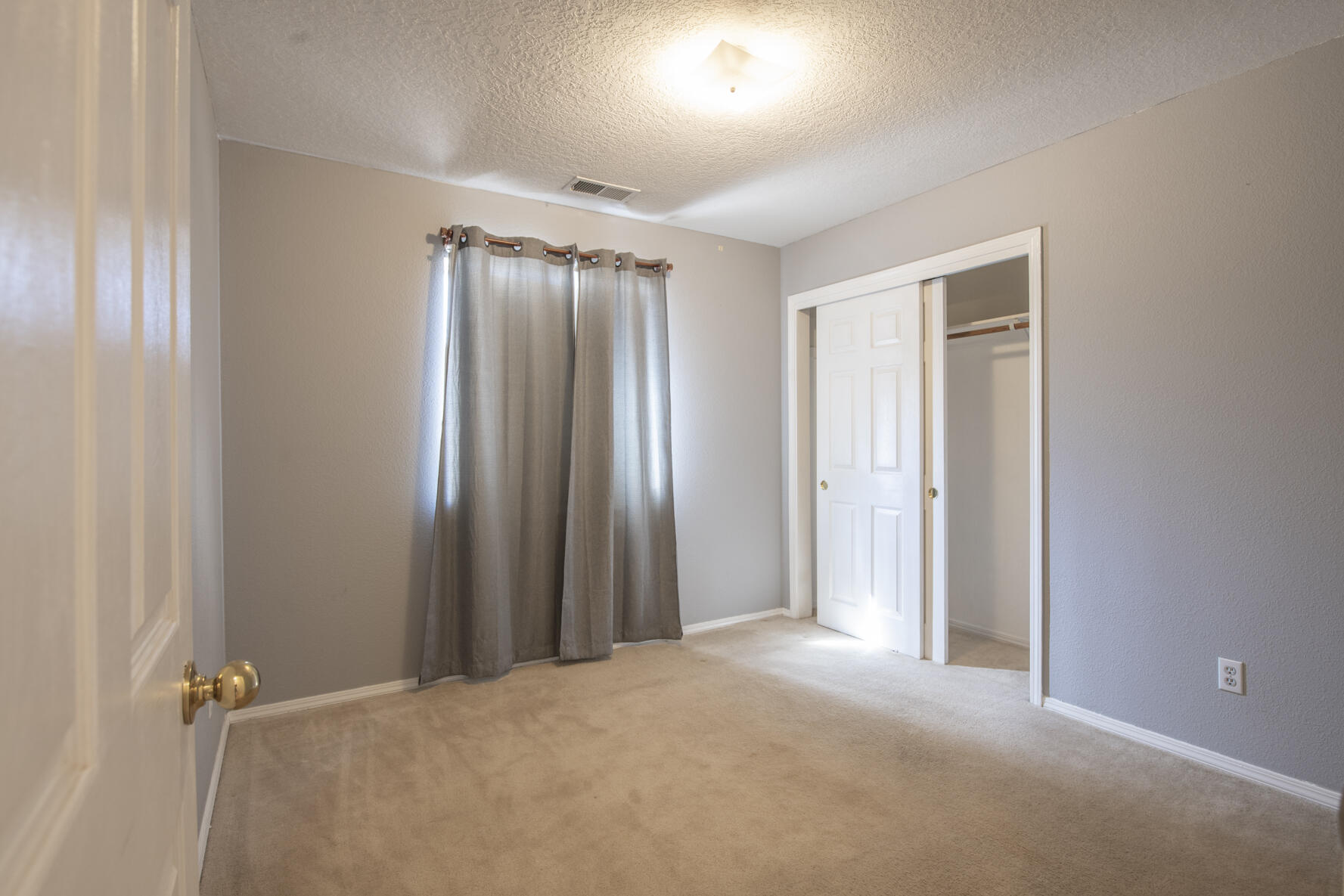 416 1ST Street SW