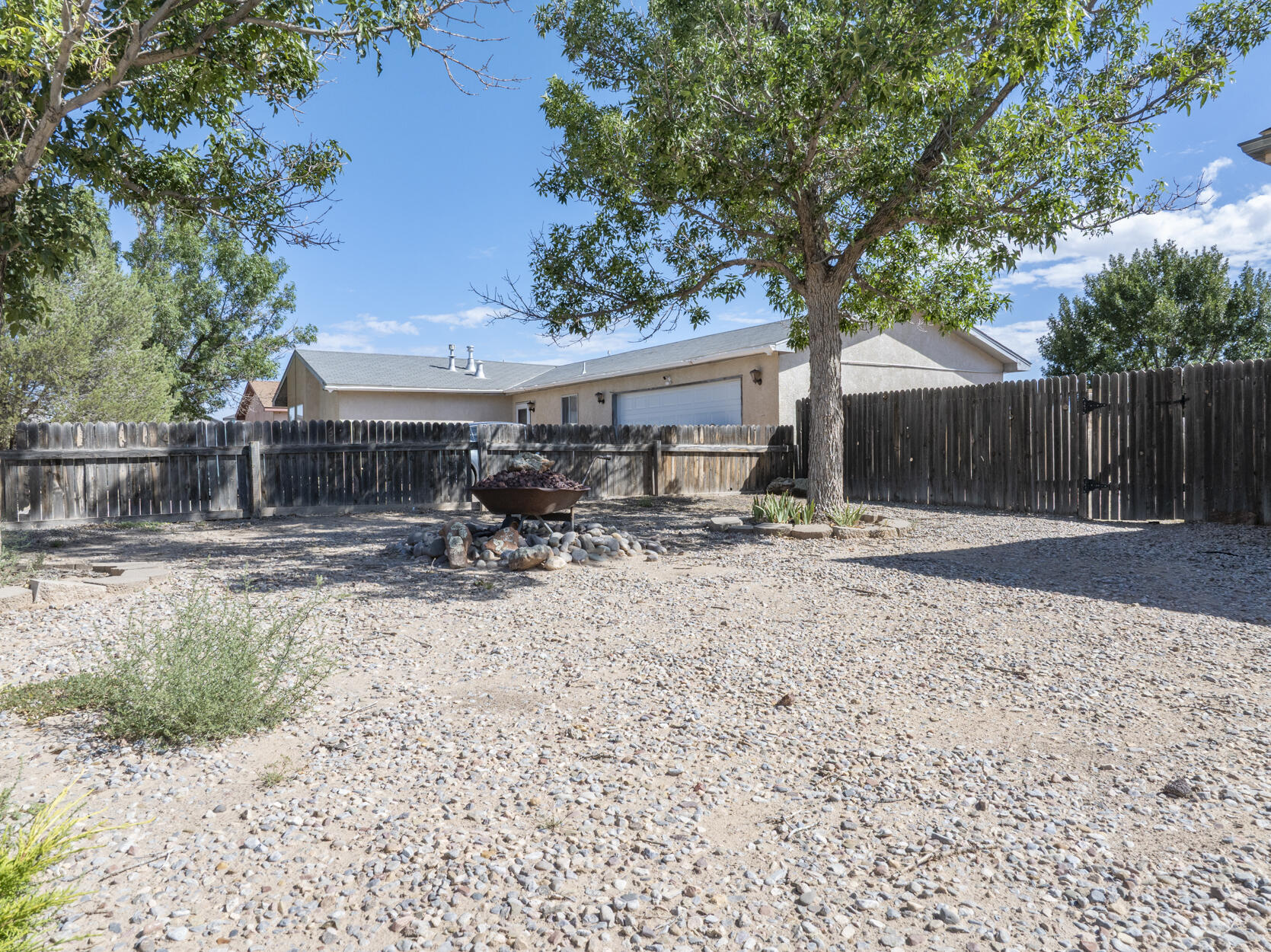 416 1ST Street SW