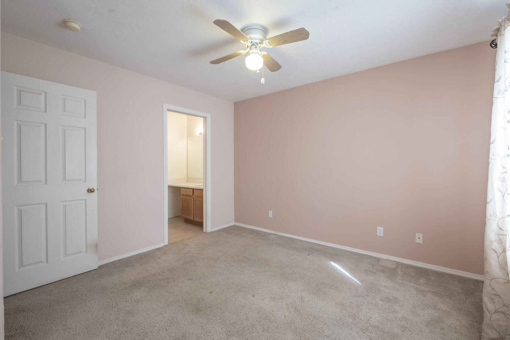 416 1ST Street SW