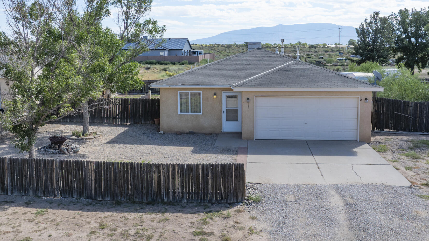 416 1ST Street SW