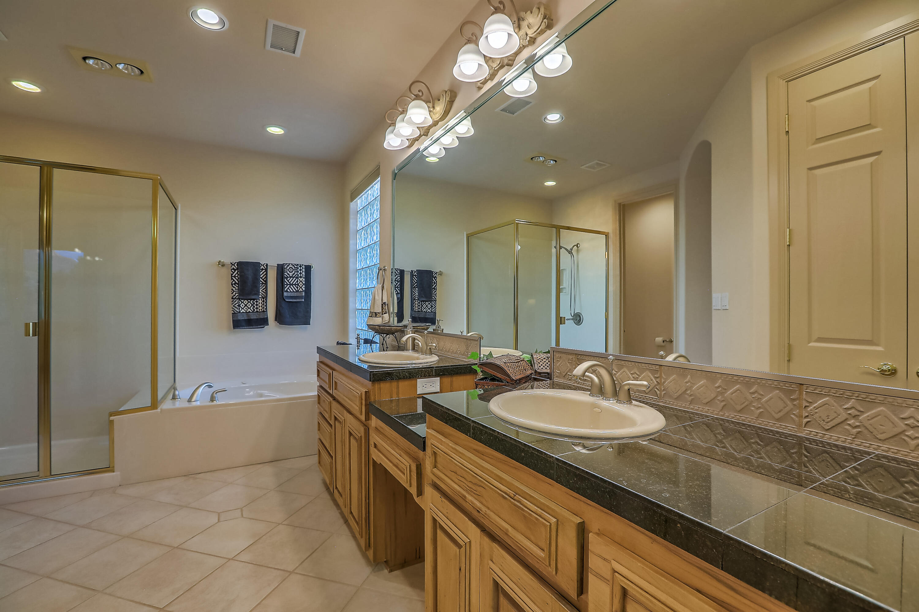 12612 DESERT MARIGOLD Lane NE