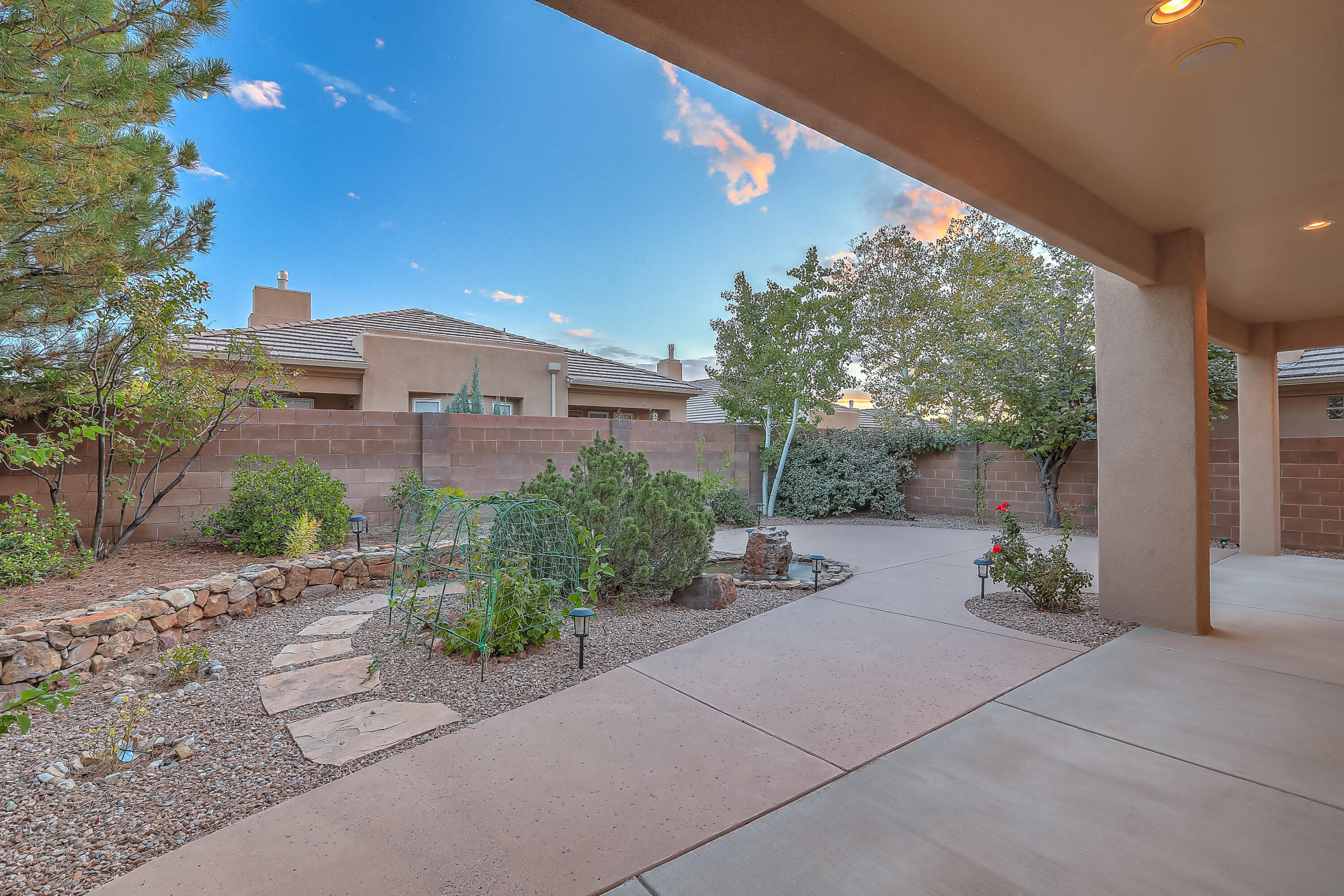 12612 DESERT MARIGOLD Lane NE