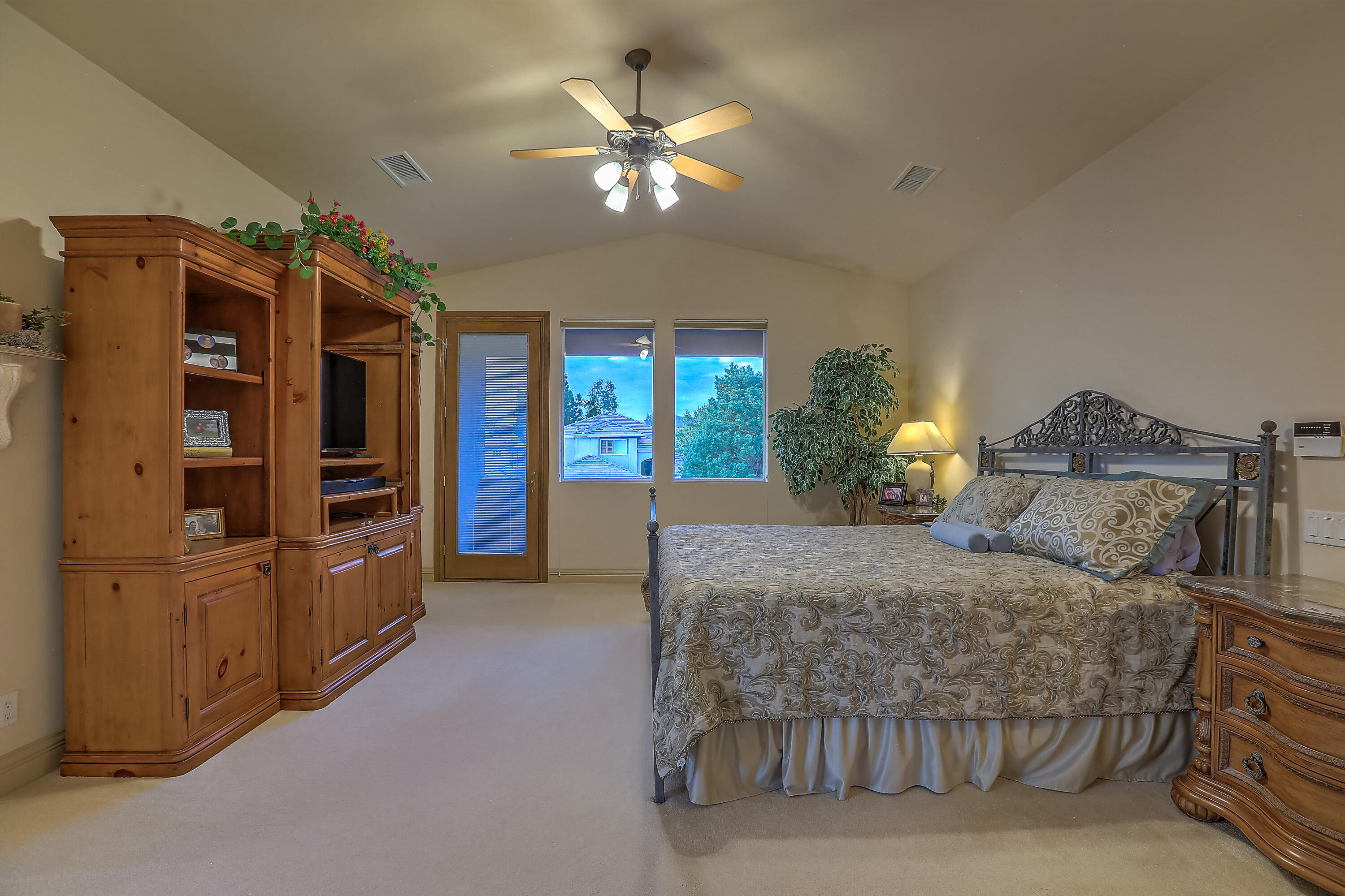 12612 DESERT MARIGOLD Lane NE