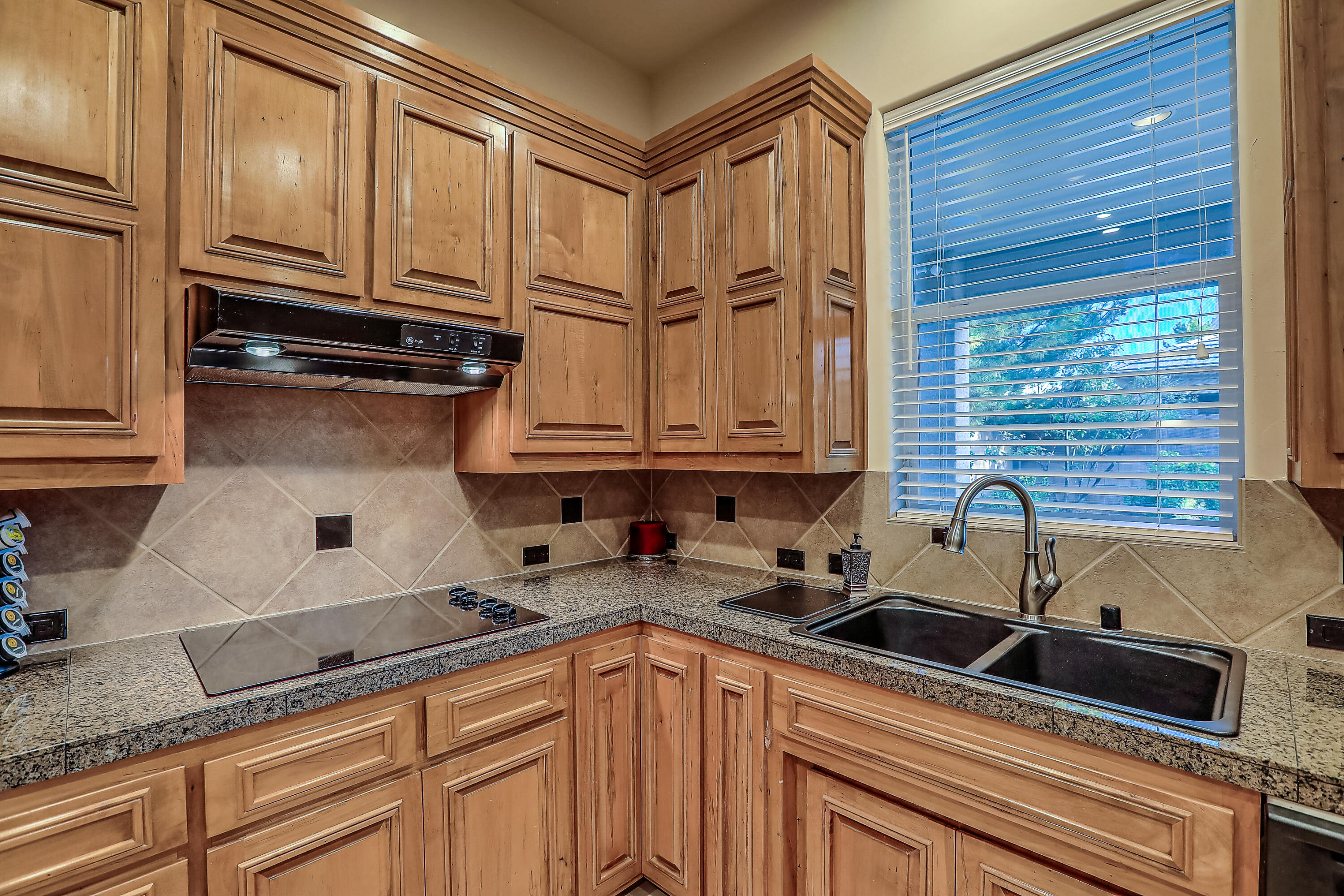 12612 DESERT MARIGOLD Lane NE