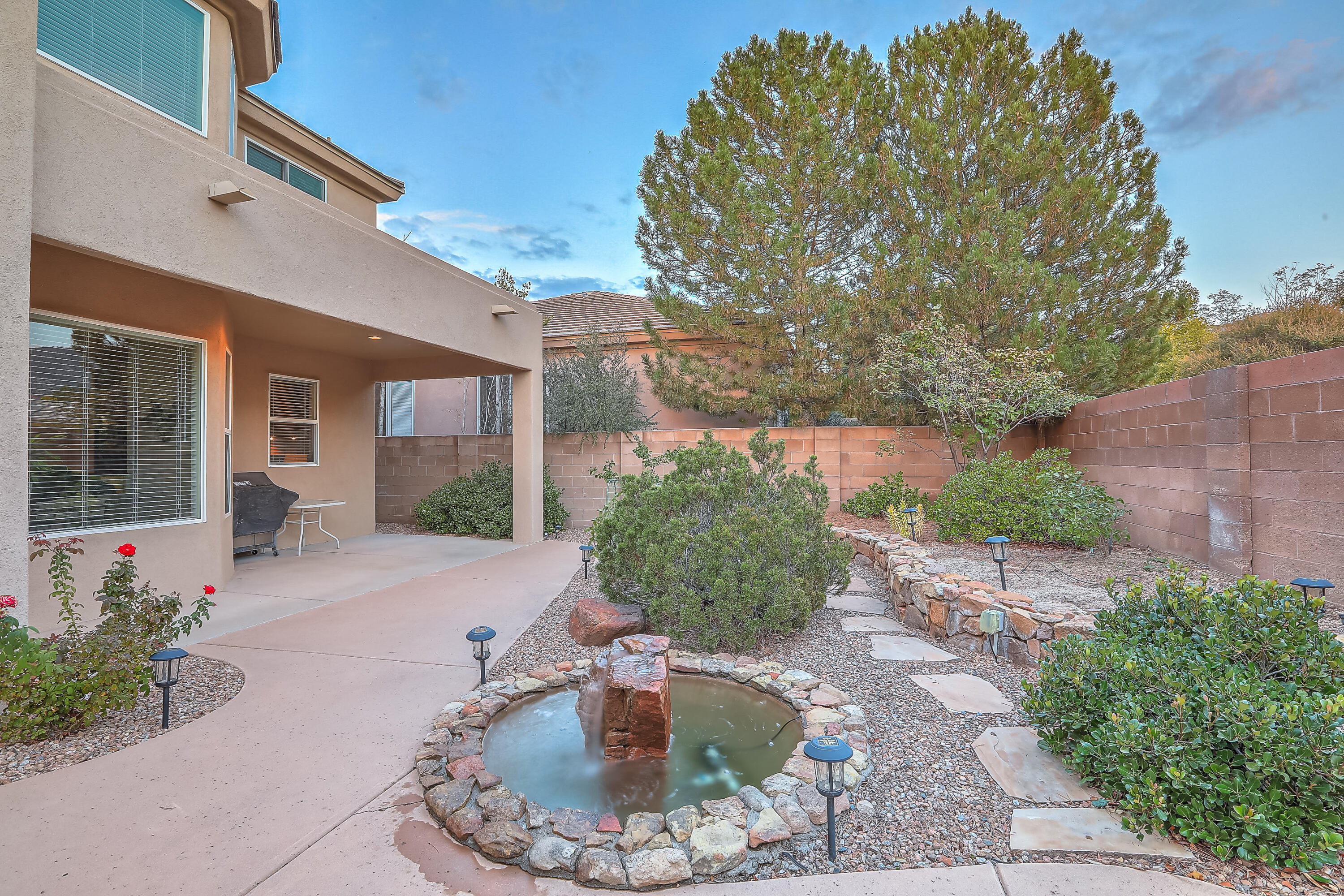 12612 DESERT MARIGOLD Lane NE