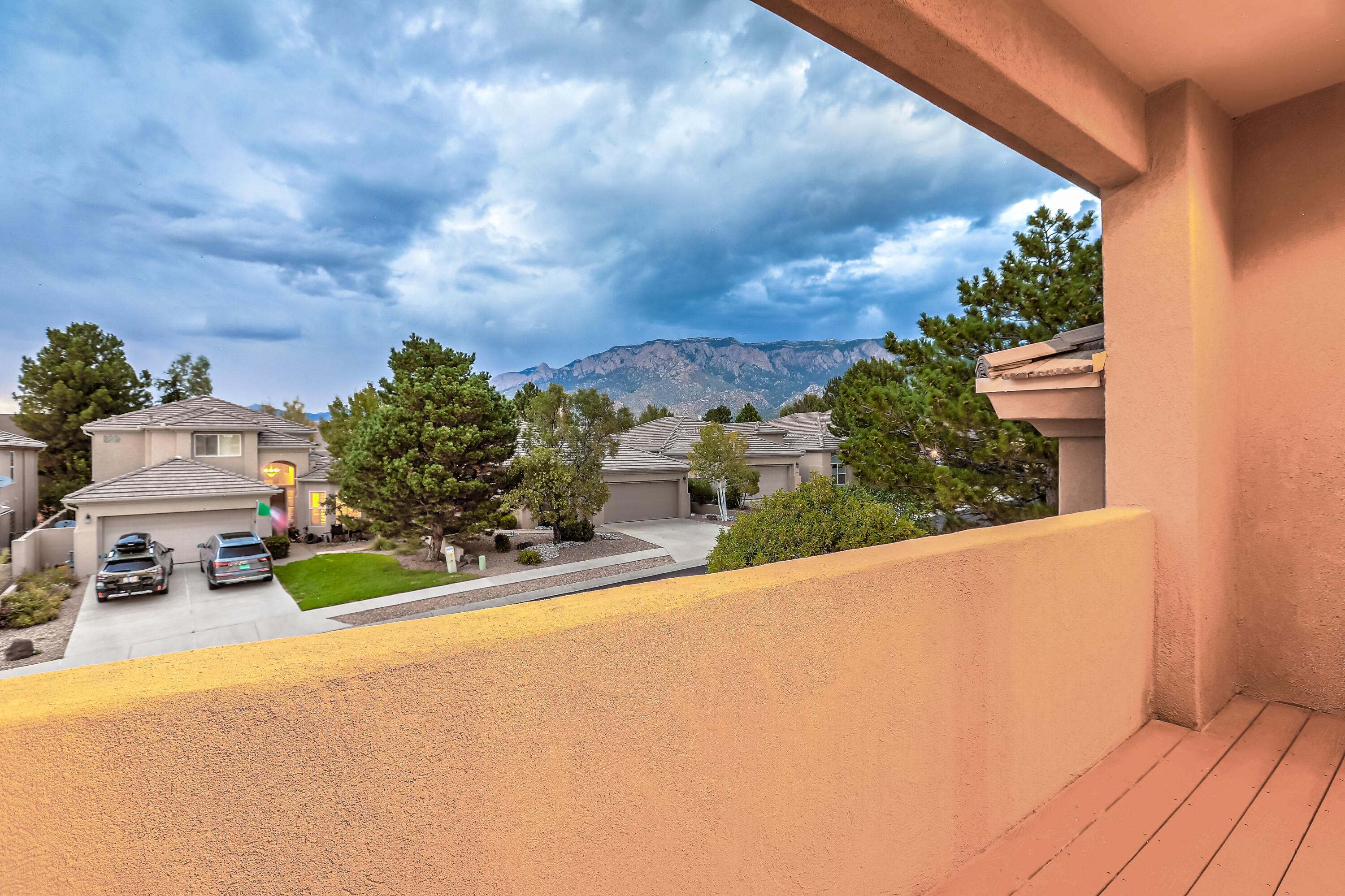 12612 DESERT MARIGOLD Lane NE